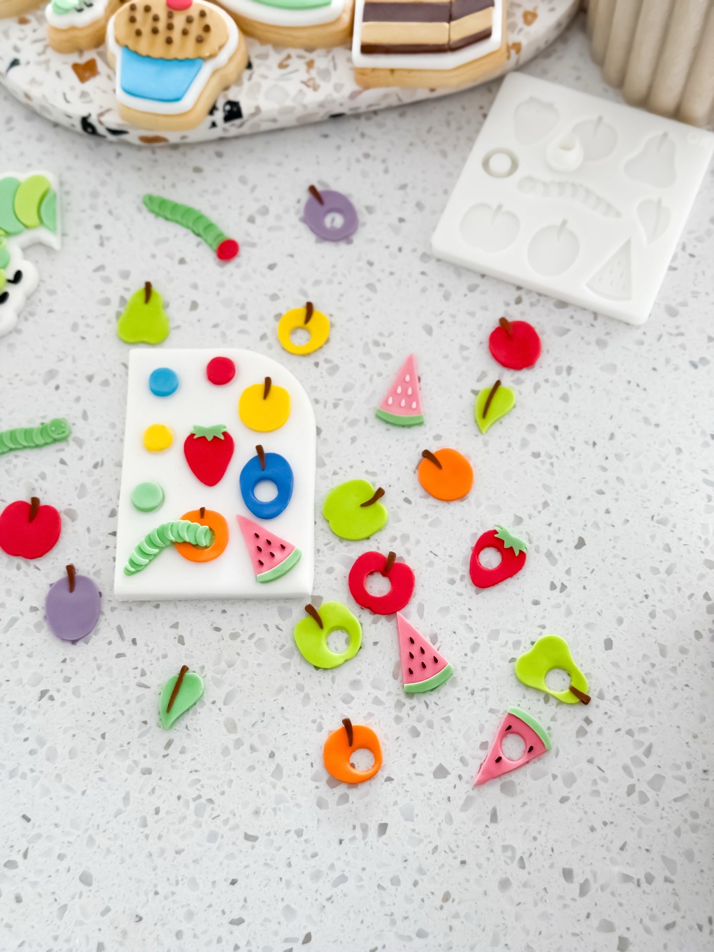 Caterpillar Finger Mould – Mini Fondant Detail Tool