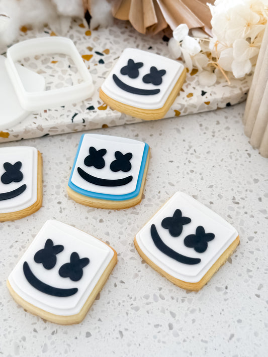 Marshmello Helmet Stamp & Cutter - Perfect for Fondant & Sugar Cookies