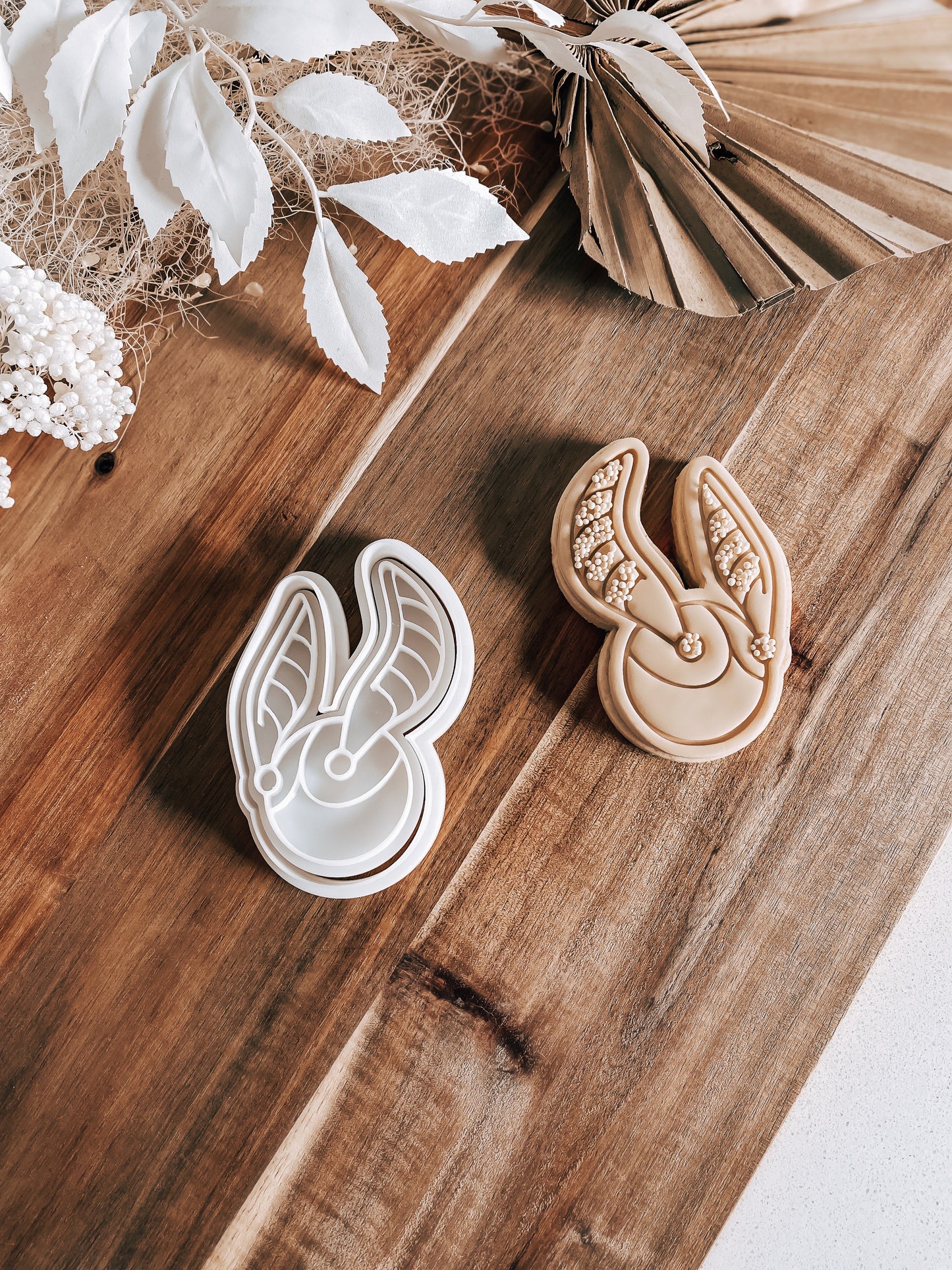 Golden Winged Ball - Cookie Stamp & Cutter - Fondant & Sugar Cookies