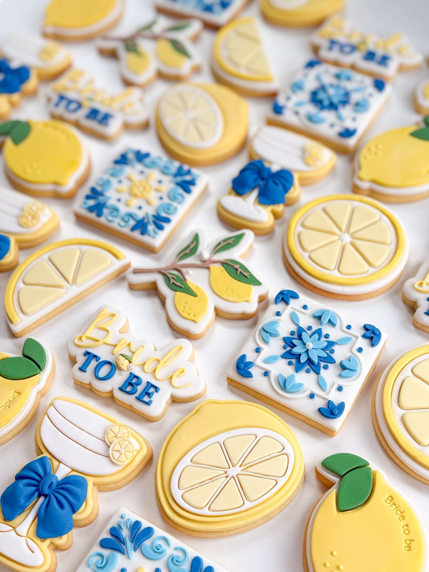 Lemons on Branch - Cookie Stamp and Cutter