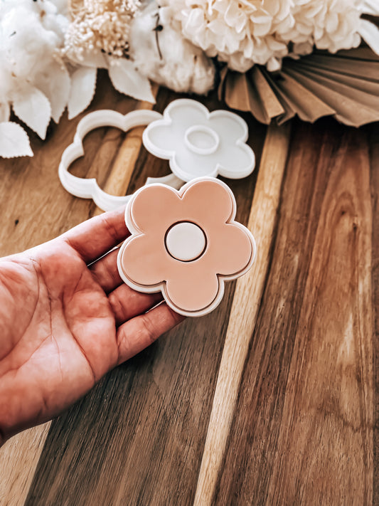 Simple Daisy Cookie Stamp & Cutter - Premium Cutter and Stamp from O'Khach Baking Supplies - Just $20.00! Shop now at O'Khach Baking Supplies
