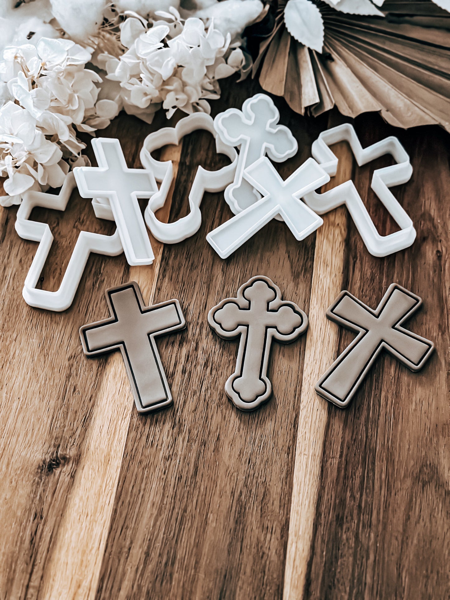 Angled Cross - Cookie Stamp and Cutter