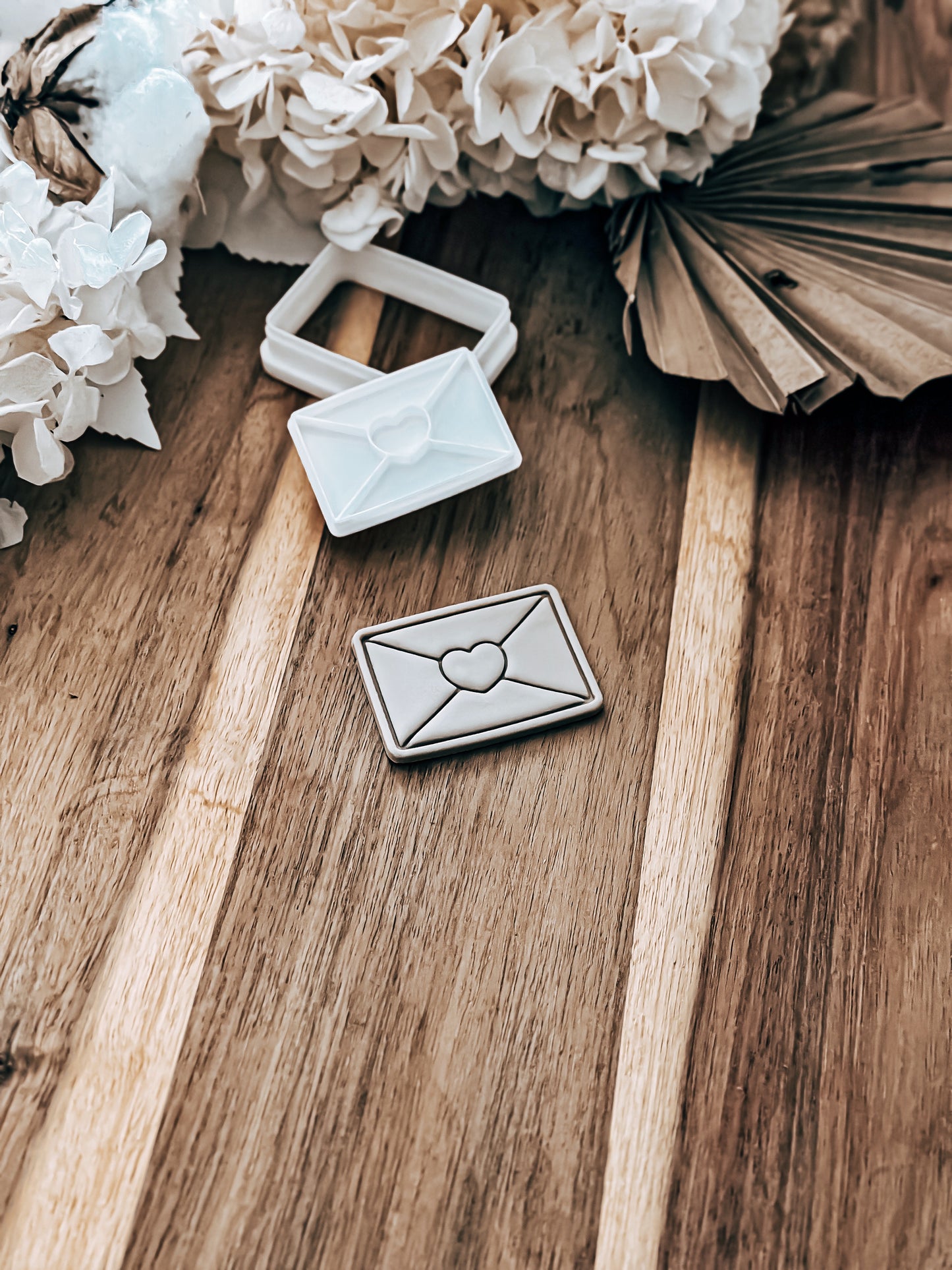Mini Heart Envelope - Cookie Stamp and Cutter - Ideal for Fondant & Sugar Cookies