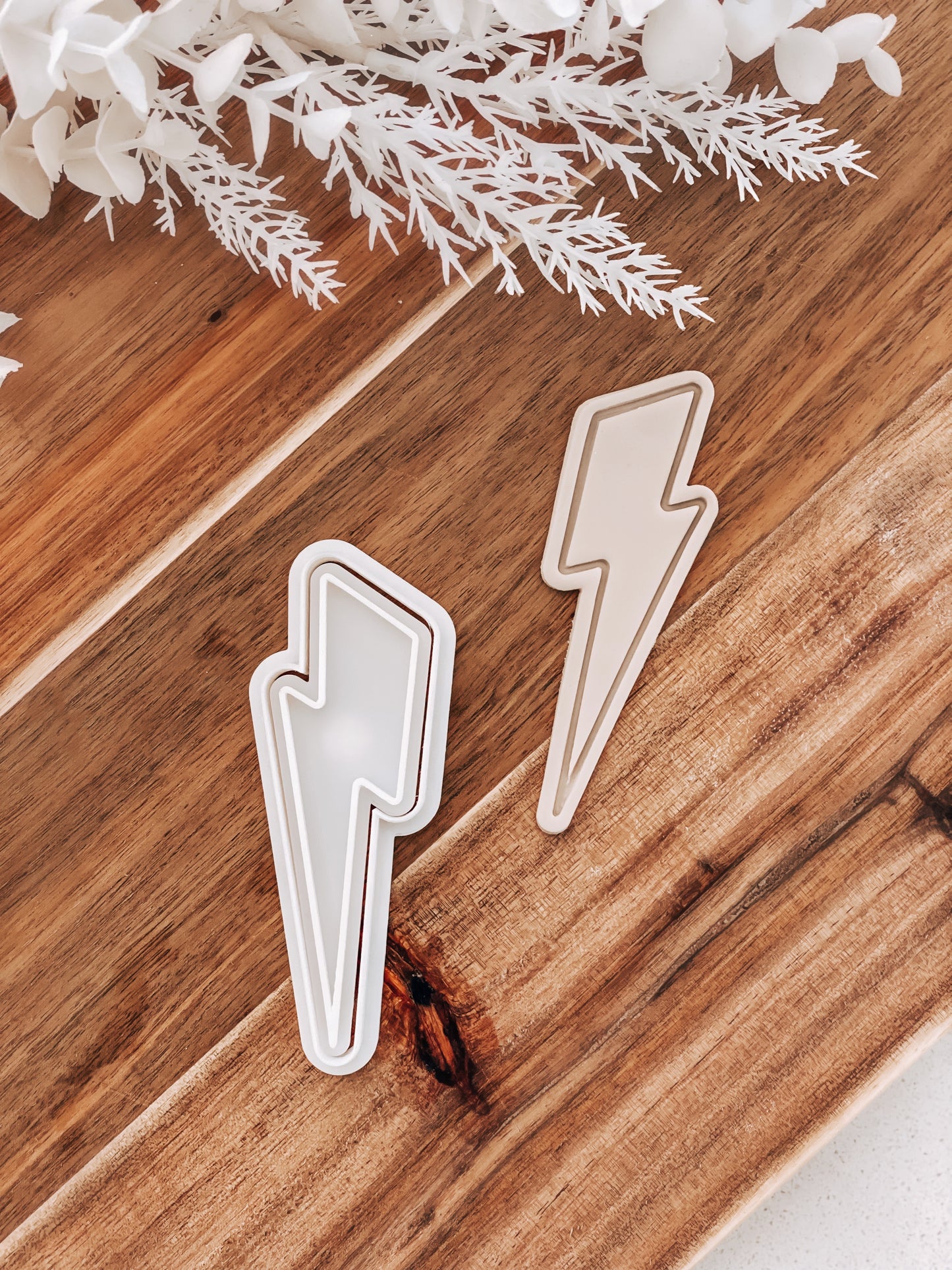 Lightning Bolt - Cookie Stamp & Cutter - Fondant & Sugar Cookies