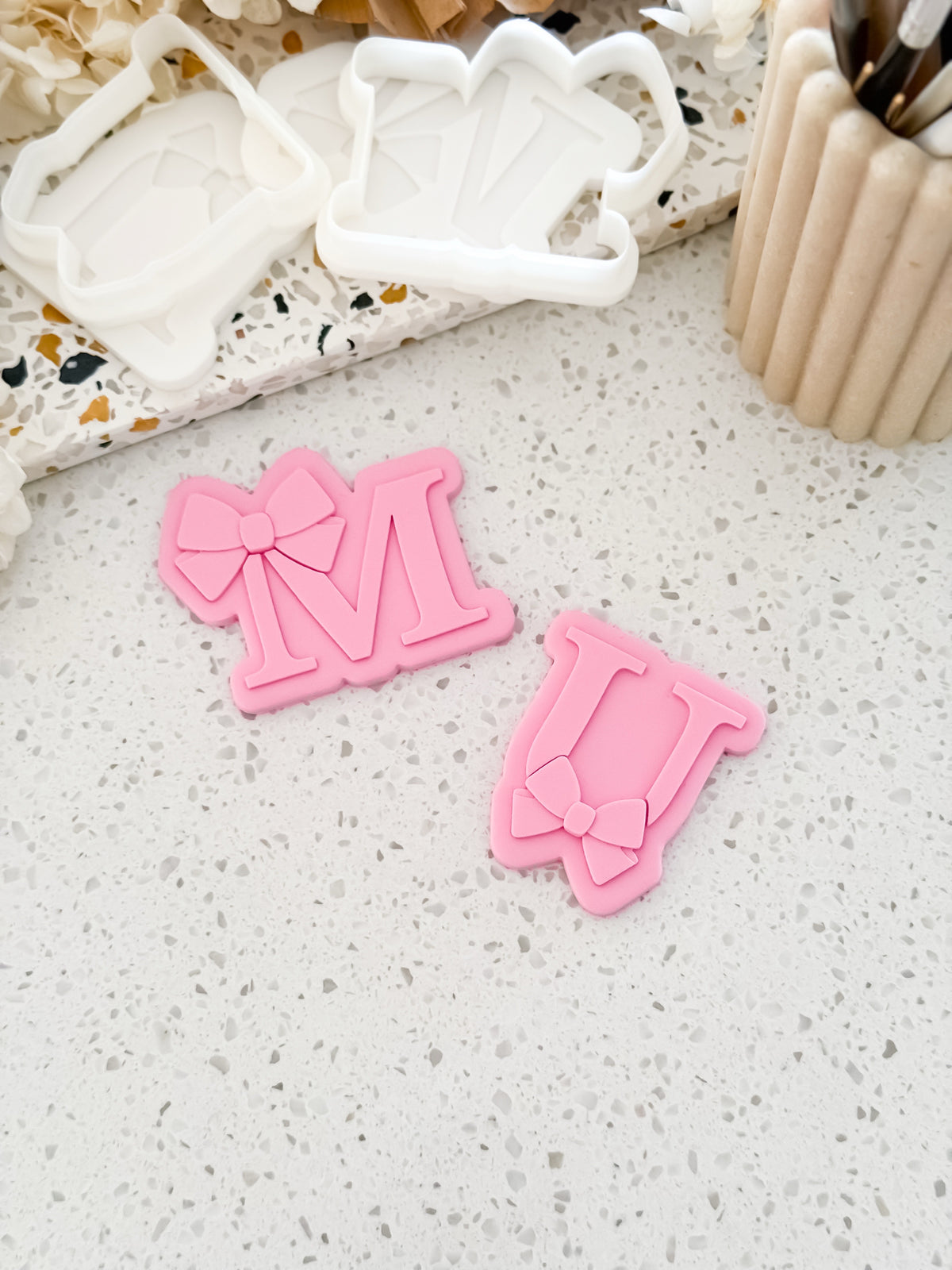 MUM Bow Letter Set Stamp & Cutter - Perfect for Fondant & Sugar Cookies