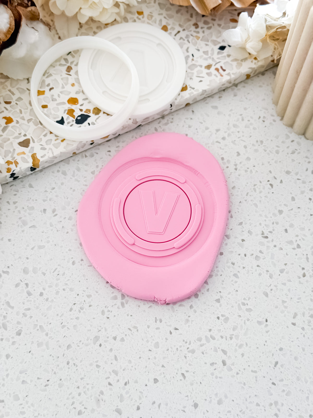 V-Bucks Coin Stamp & Cutter - Perfect for Fondant & Sugar Cookies