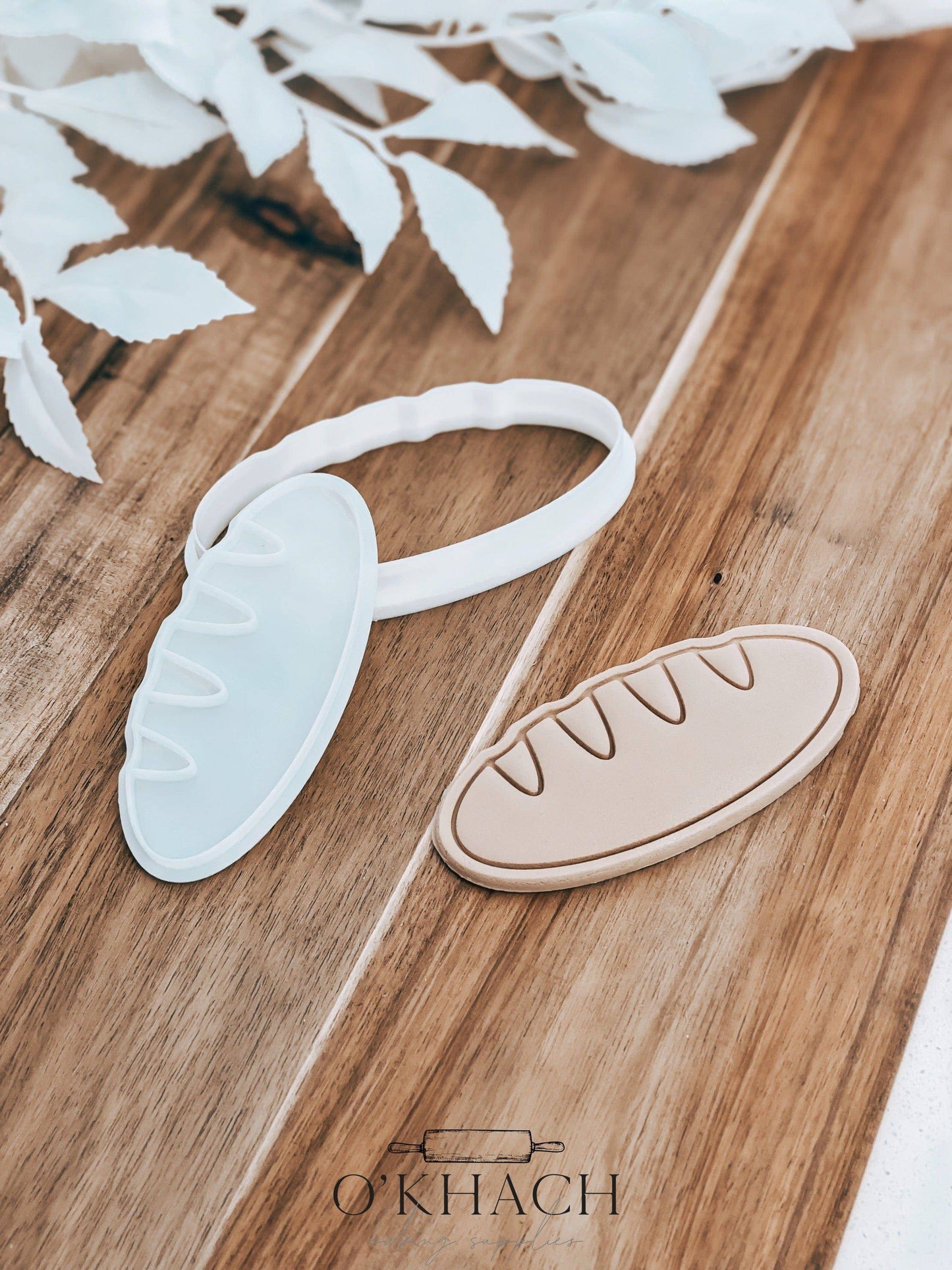 Bread Stamp & Cutter - Perfect for Fondant & Sugar Cookies