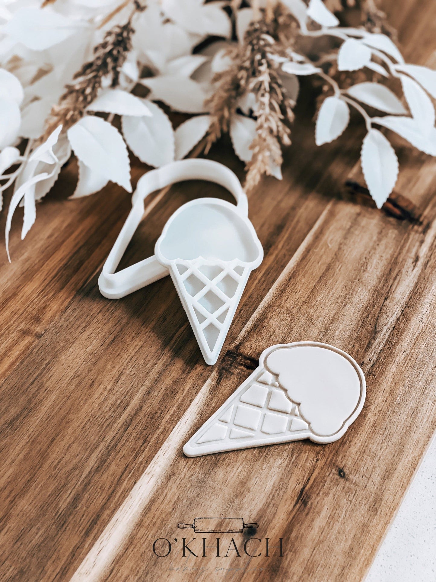 Ice Cream Stamp & Cutter - Perfect for Fondant & Sugar Cookies