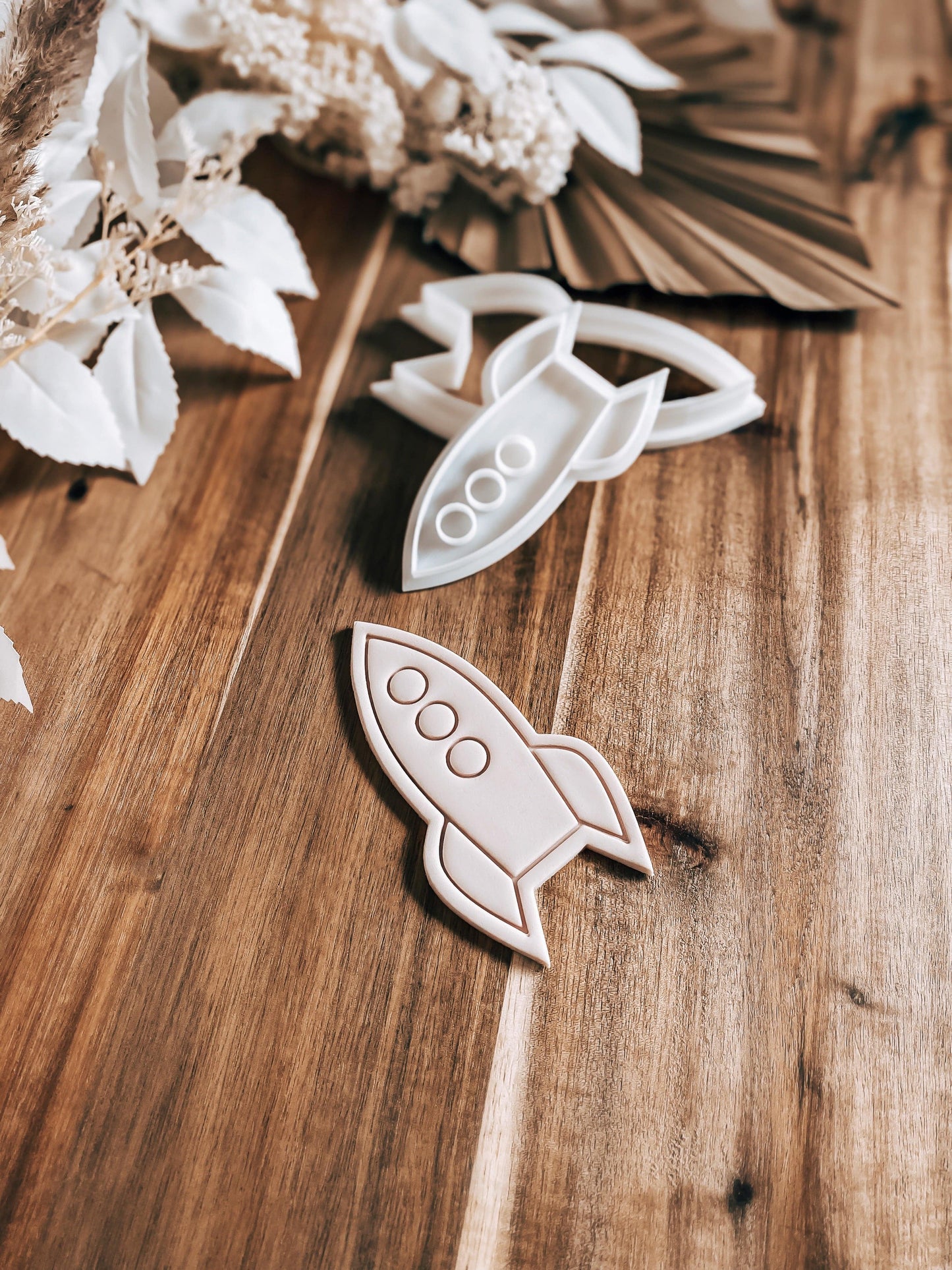 Rocket - Stamp and Cutter - Perfect for Fondant & Sugar Cookies