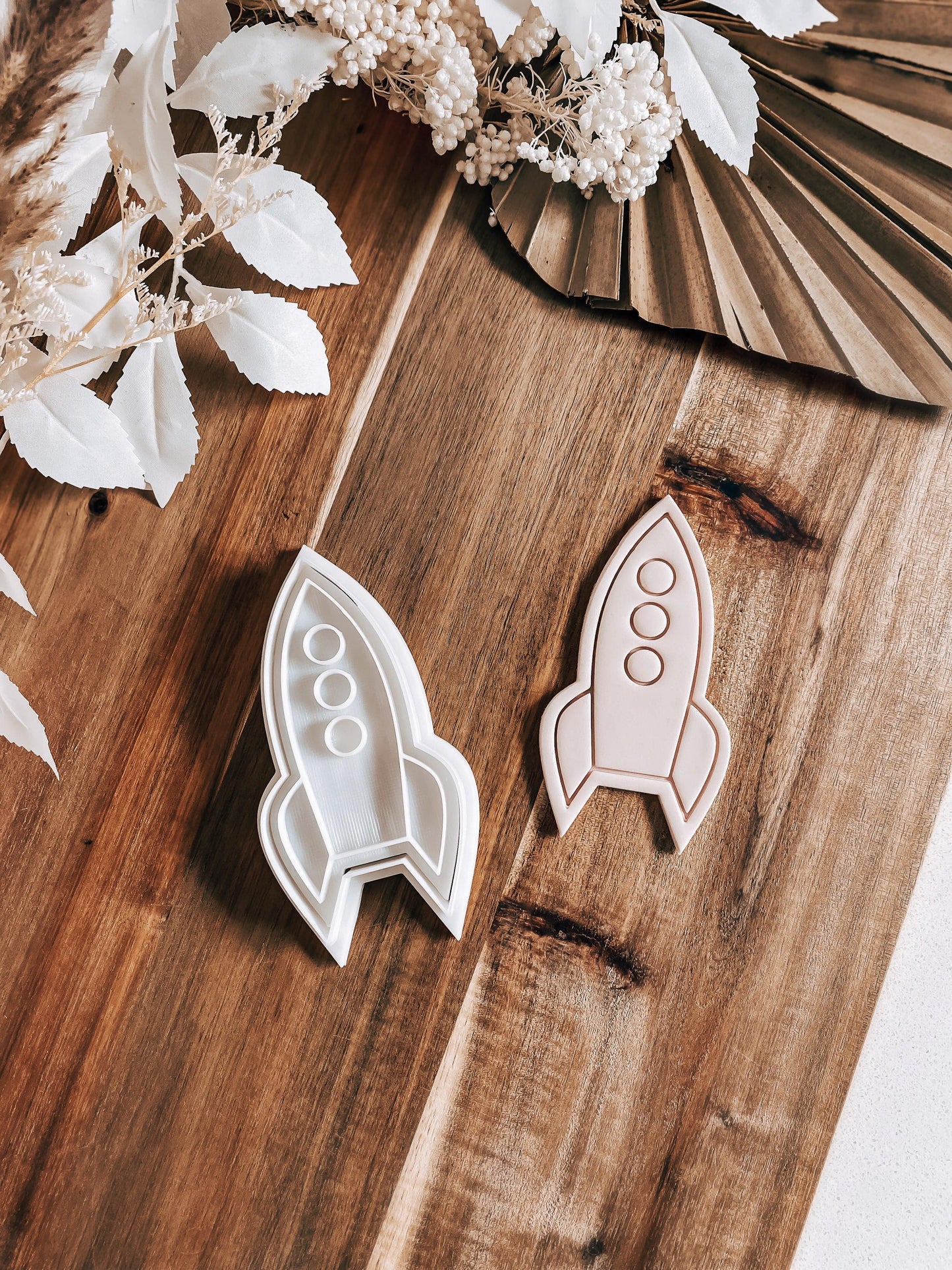 Rocket - Stamp and Cutter - Perfect for Fondant & Sugar Cookies