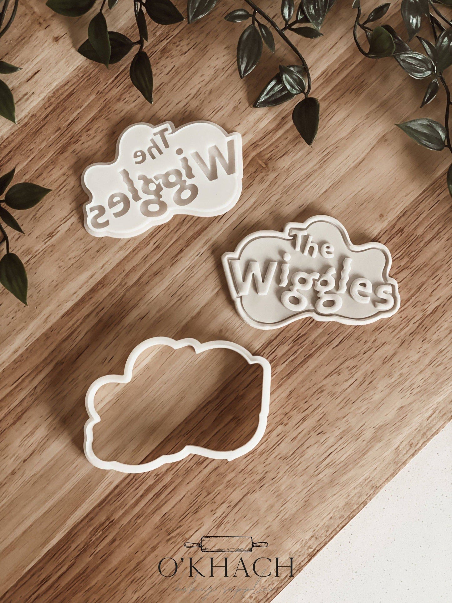 The Wiggles Logo - Cookie Stamp and Cutter - Ideal for Fondant & Sugar Cookies