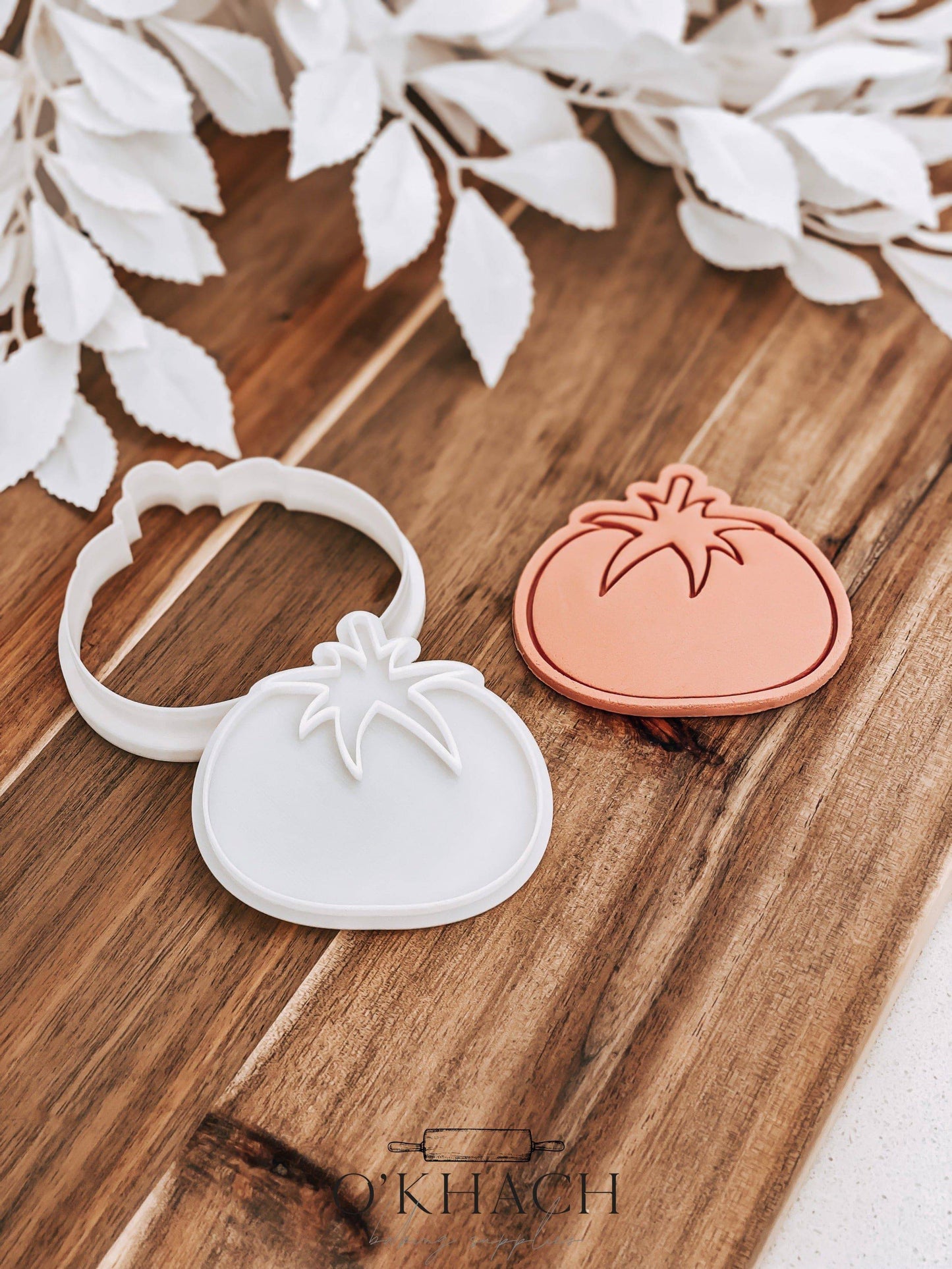 Tomato Stamp & Cutter - Perfect for Fondant & Sugar Cookies