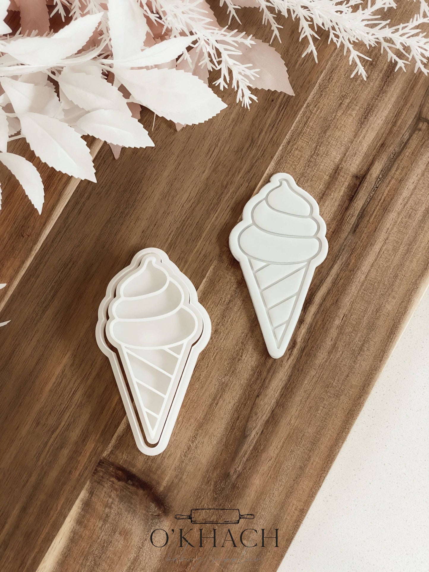 Waffle Cone Stamp & Cutter - Perfect for Fondant & Sugar Cookies