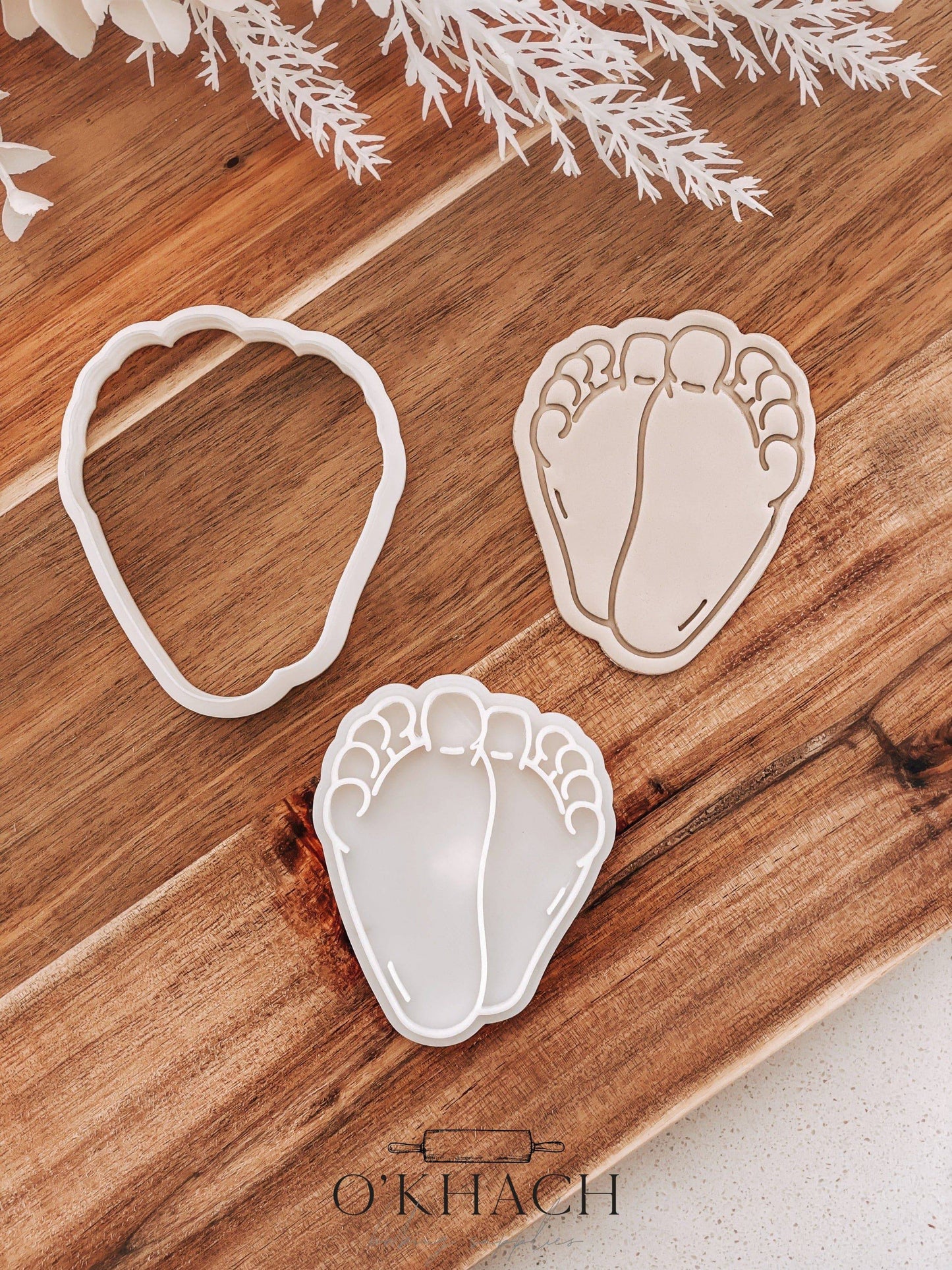 Baby Feet Stamp and Cutter - Perfect for Fondant & Sugar Cookies