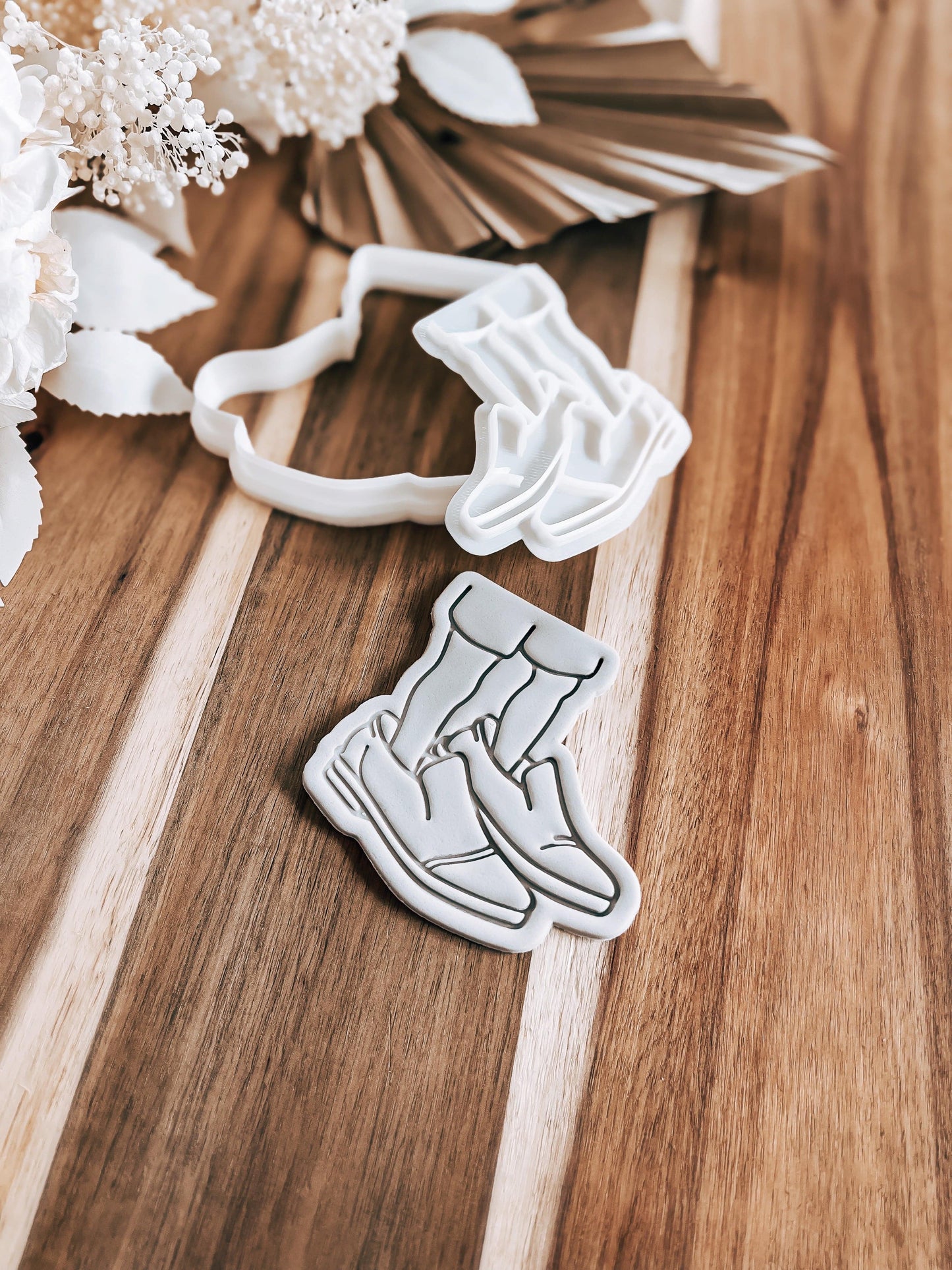 Daddy's Shoes Stamp & Cutter - Perfect for Fondant & Sugar Cookies