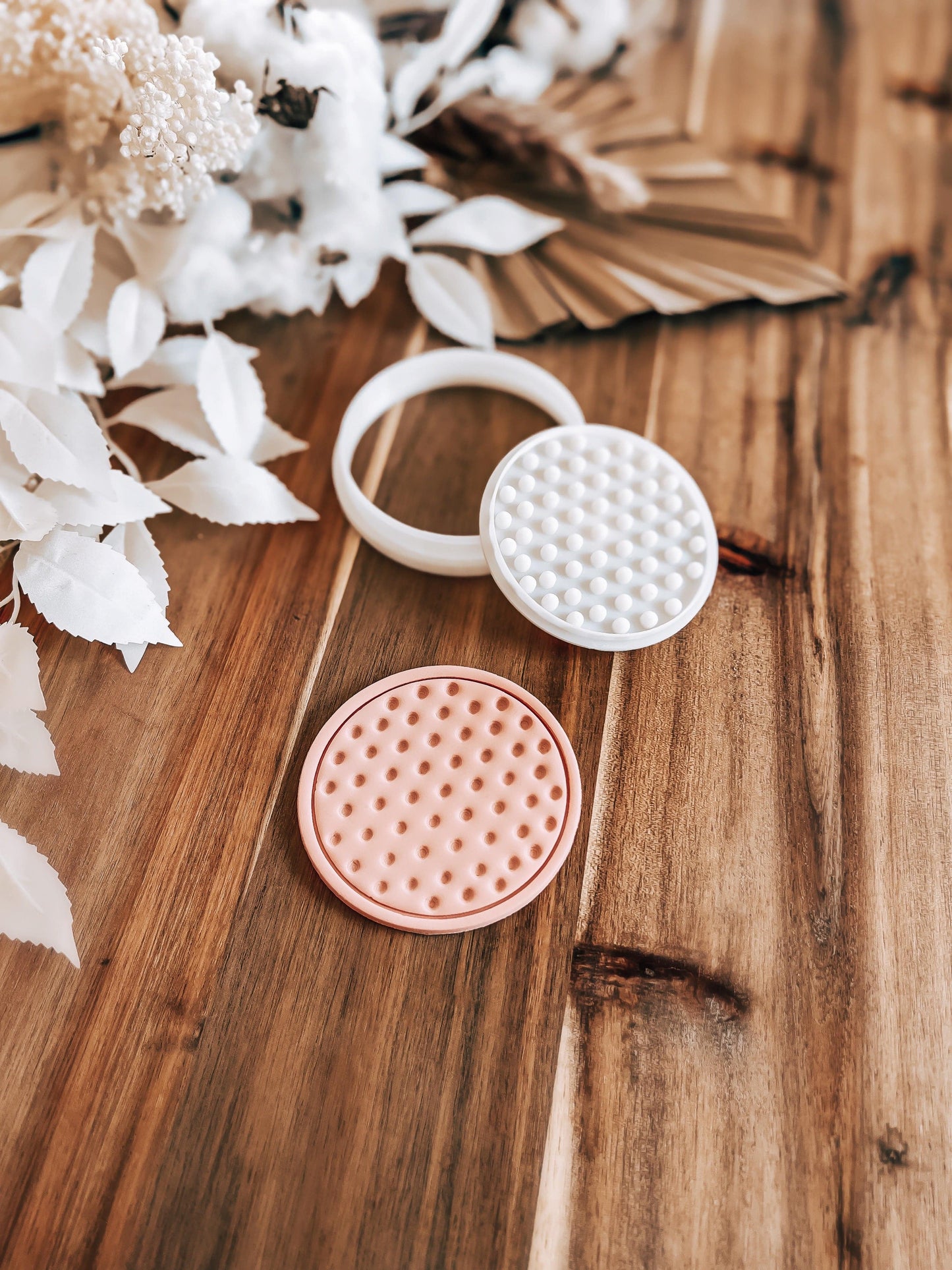Golf Ball Stamp & Cutter - Perfect for Fondant & Sugar Cookies