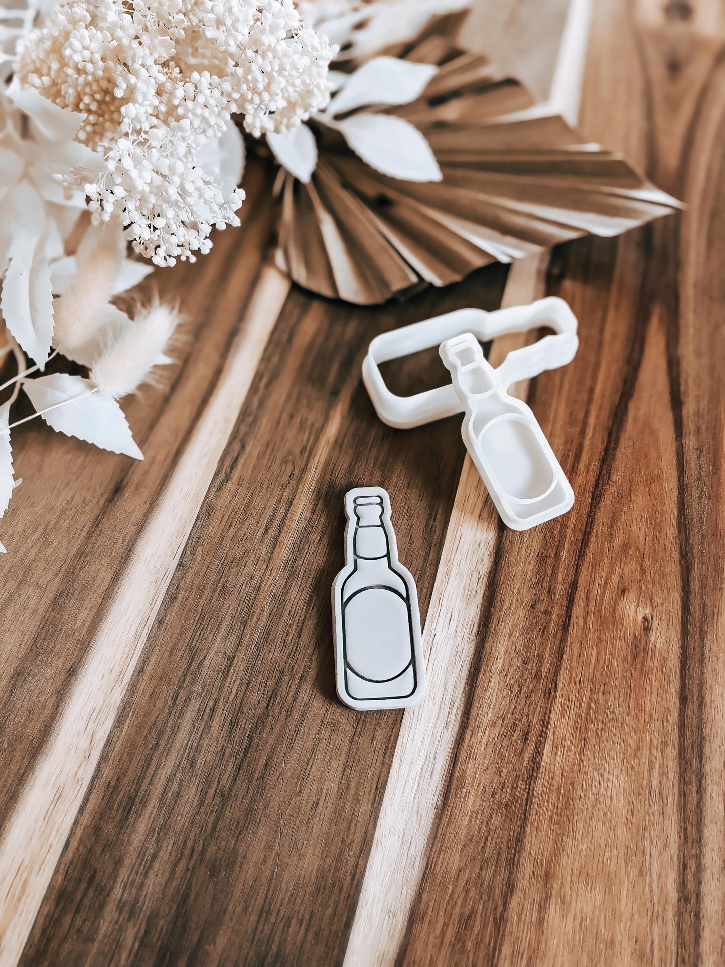 Mini Beer Bottle Stamp & Cutter - Perfect for Fondant & Sugar Cookies