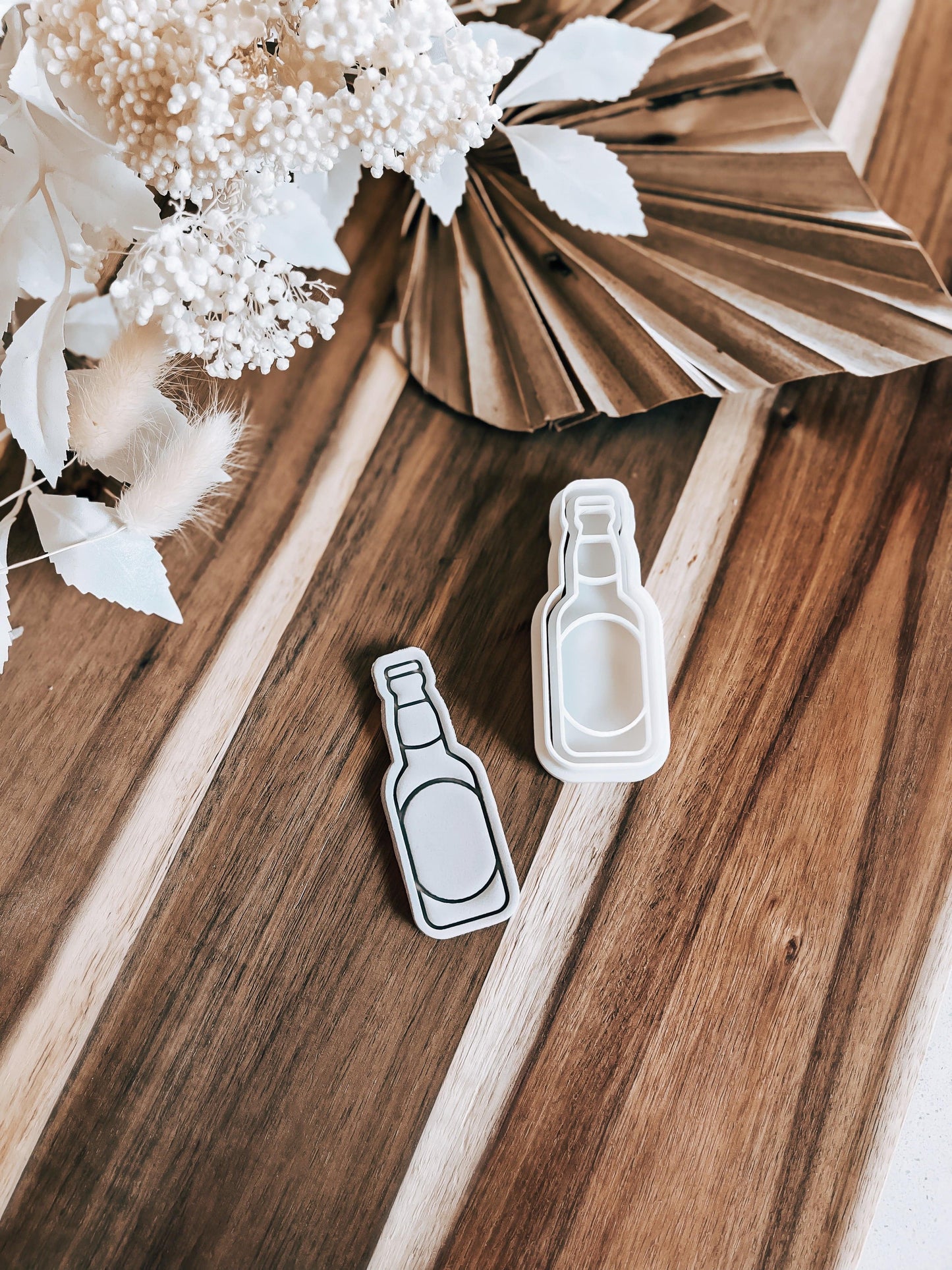 Mini Beer Bottle Stamp & Cutter - Perfect for Fondant & Sugar Cookies