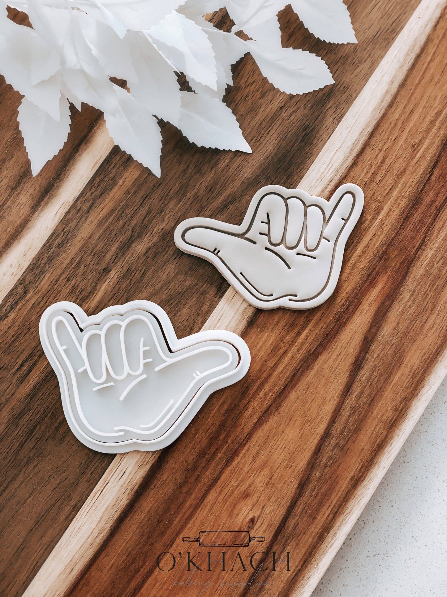 Shaka Hand Stamp & Cutter - Perfect for Fondant & Sugar Cookies