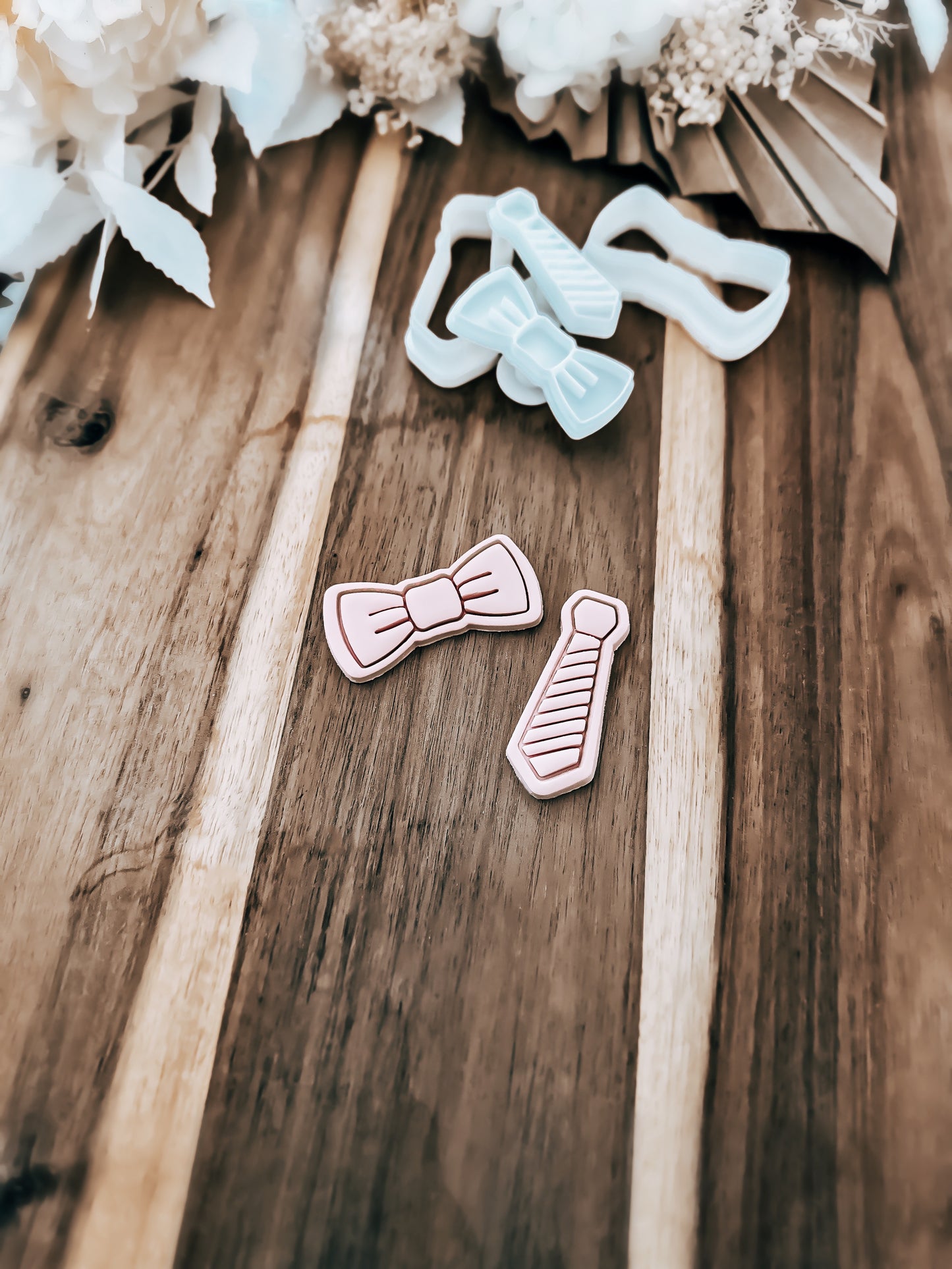 Mini Tie & Bow (Set Of 2) Stamp & Cutter - Perfect for Fondant & Sugar Cookies