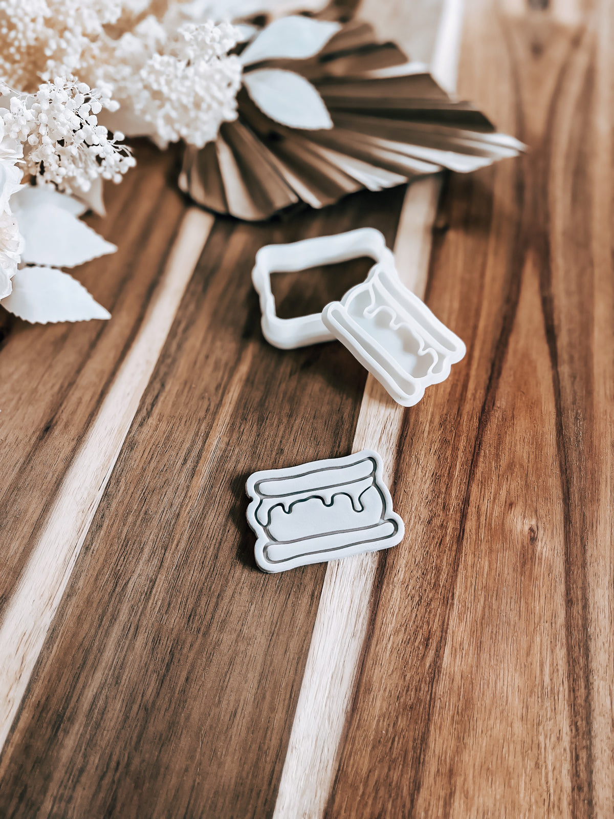 Mini S'more - Cookie Stamp & Cutter - Ideal for Fondant & Sugar Cookies