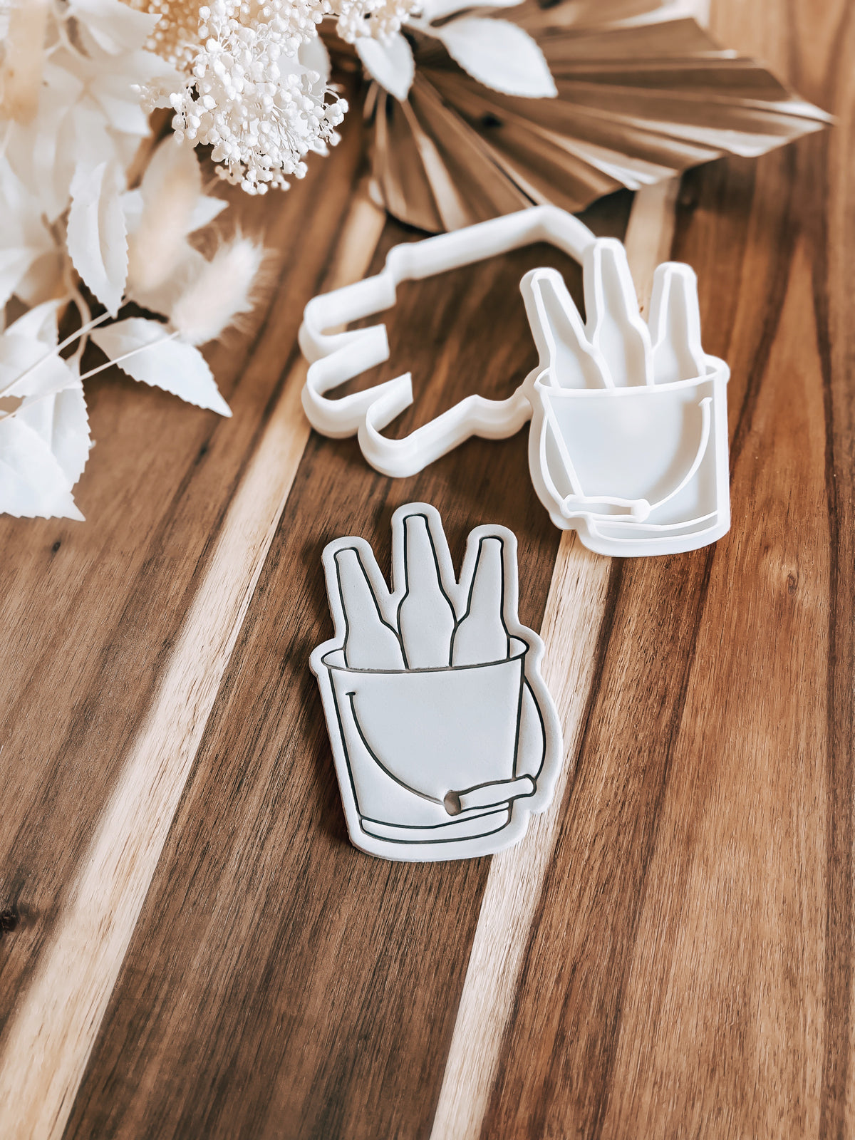 Bucket Of Beer Stamp & Cutter - Perfect for Fondant & Sugar Cookies