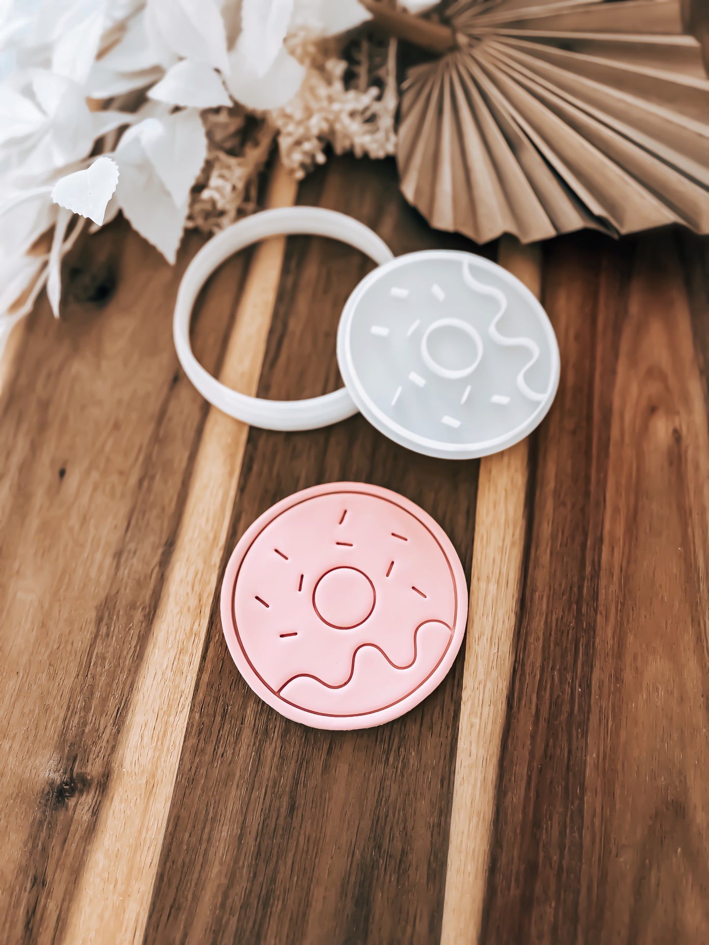 Donut Cookie Stamp & Cutter - Perfect for Fondant & Sugar Cookies