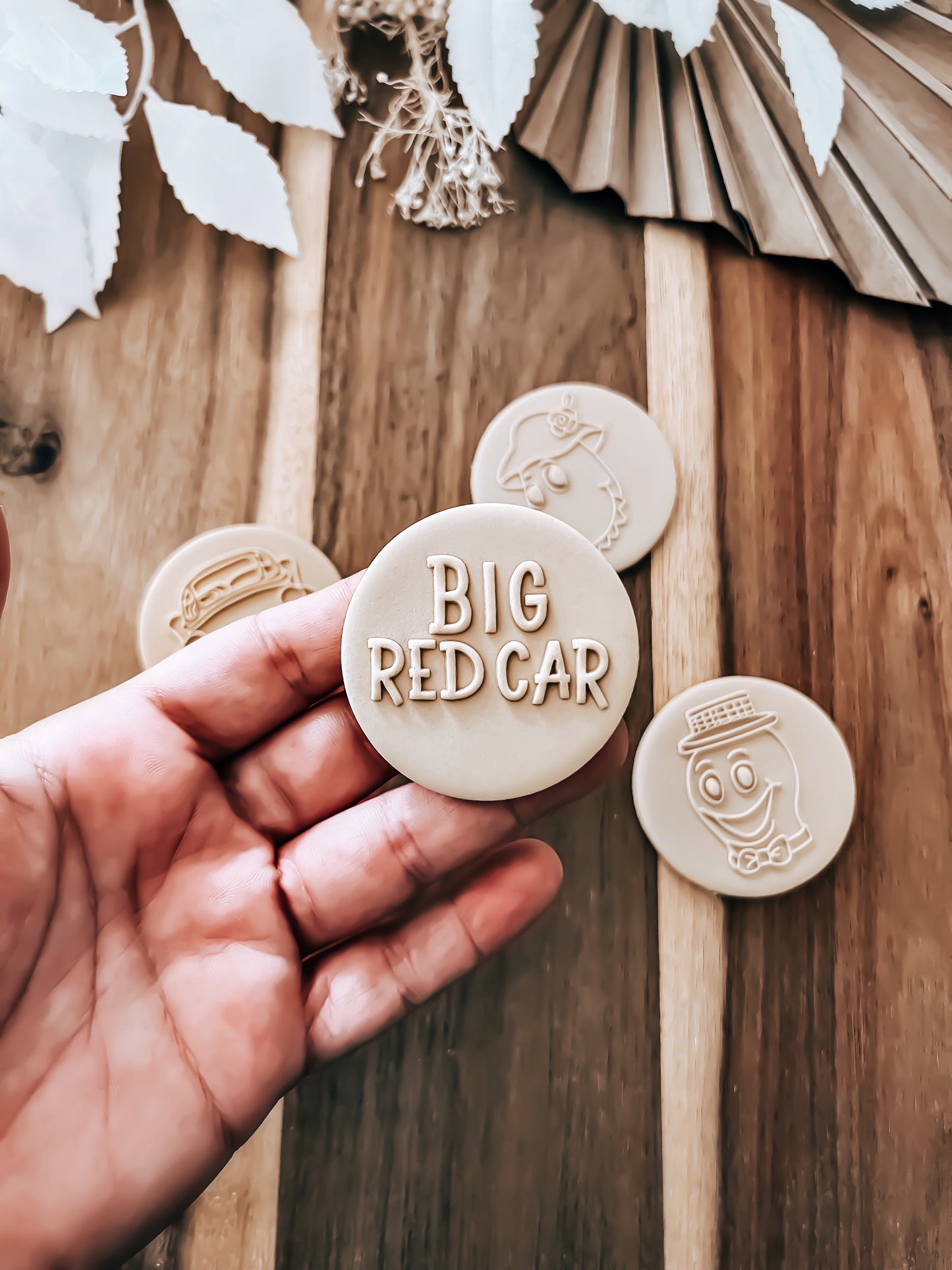Mini Big Red Car Script (The Wiggles) 'UP' - Cookie Stamp - Ideal for Fondant & Sugar Cookies