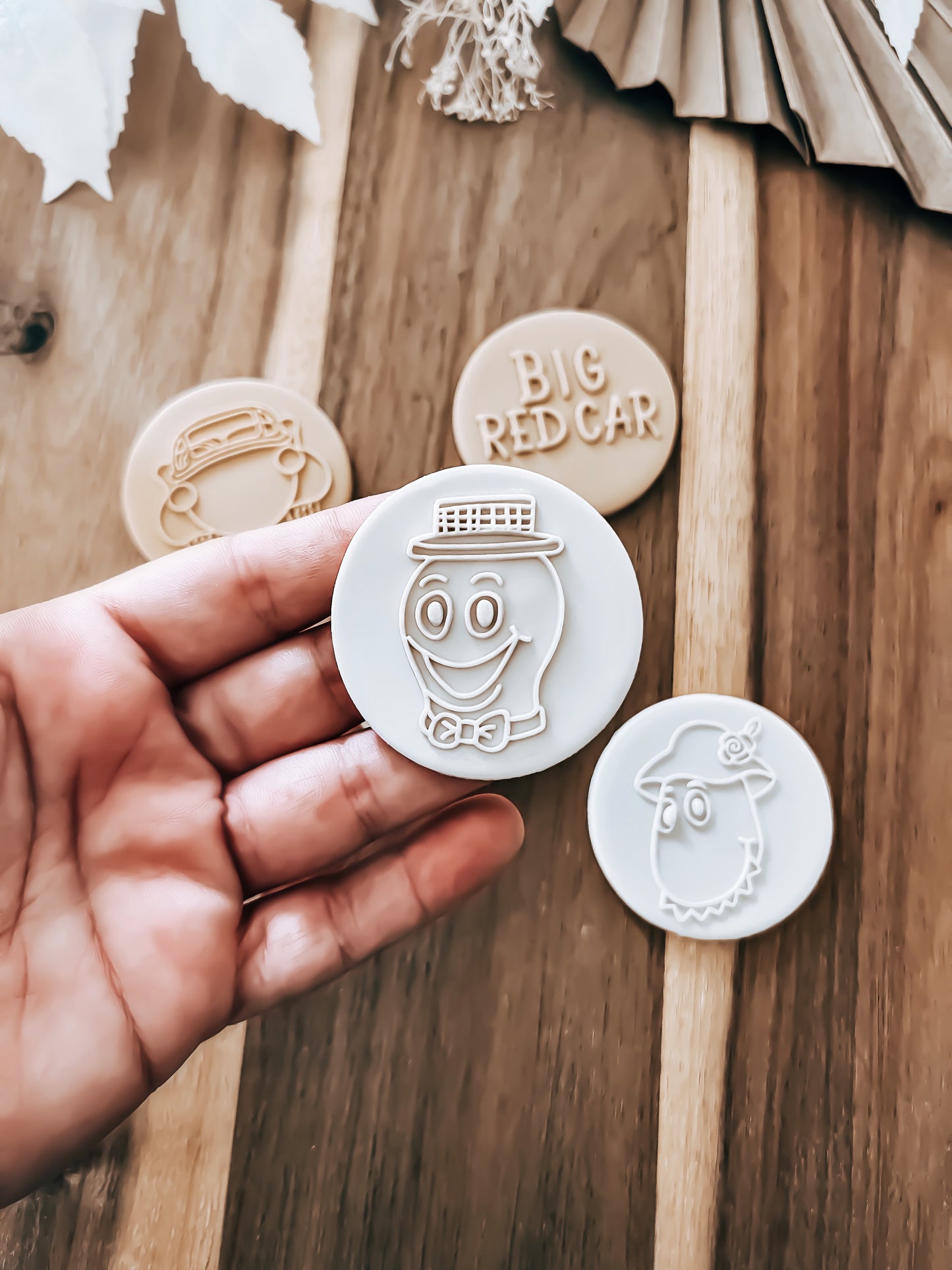 Mini Henry the Octopus (The Wiggles) 'UP' - Cookie Stamp - Ideal for Fondant & Sugar Cookies