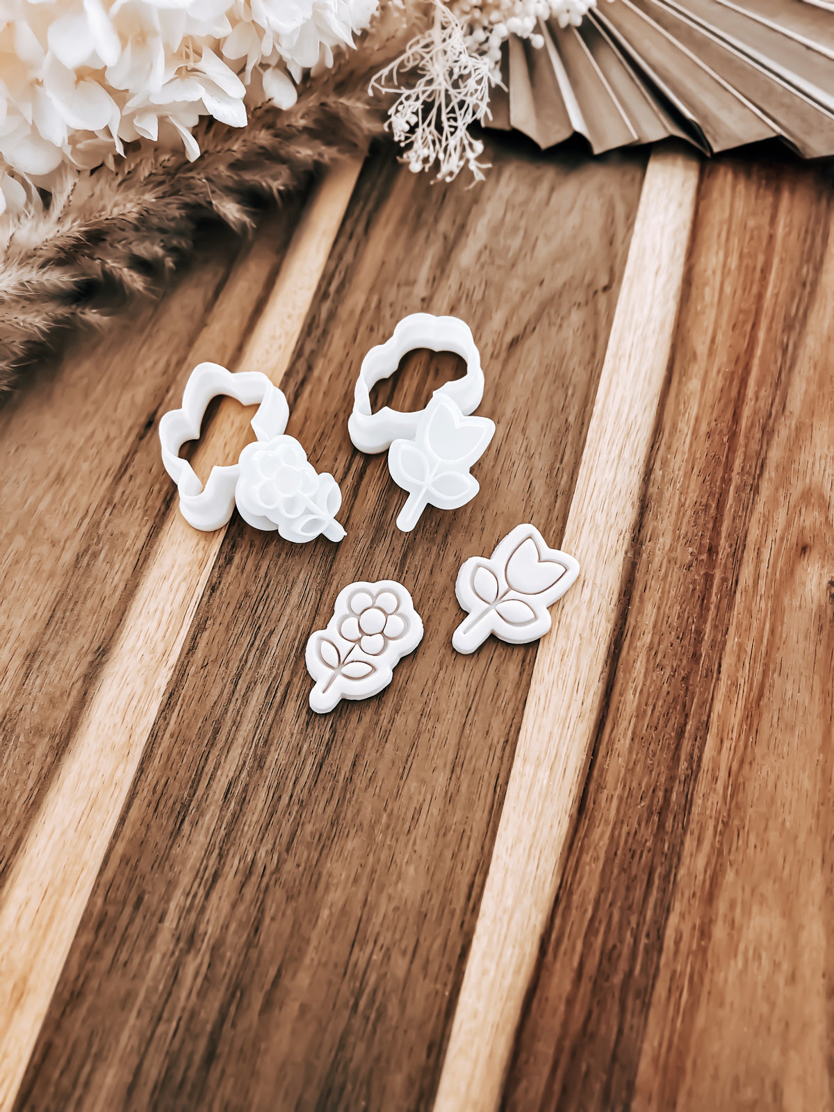 Mini Stem Flowers (Set of 2) Stamp & Cutter - Perfect for Fondant & Sugar Cookies