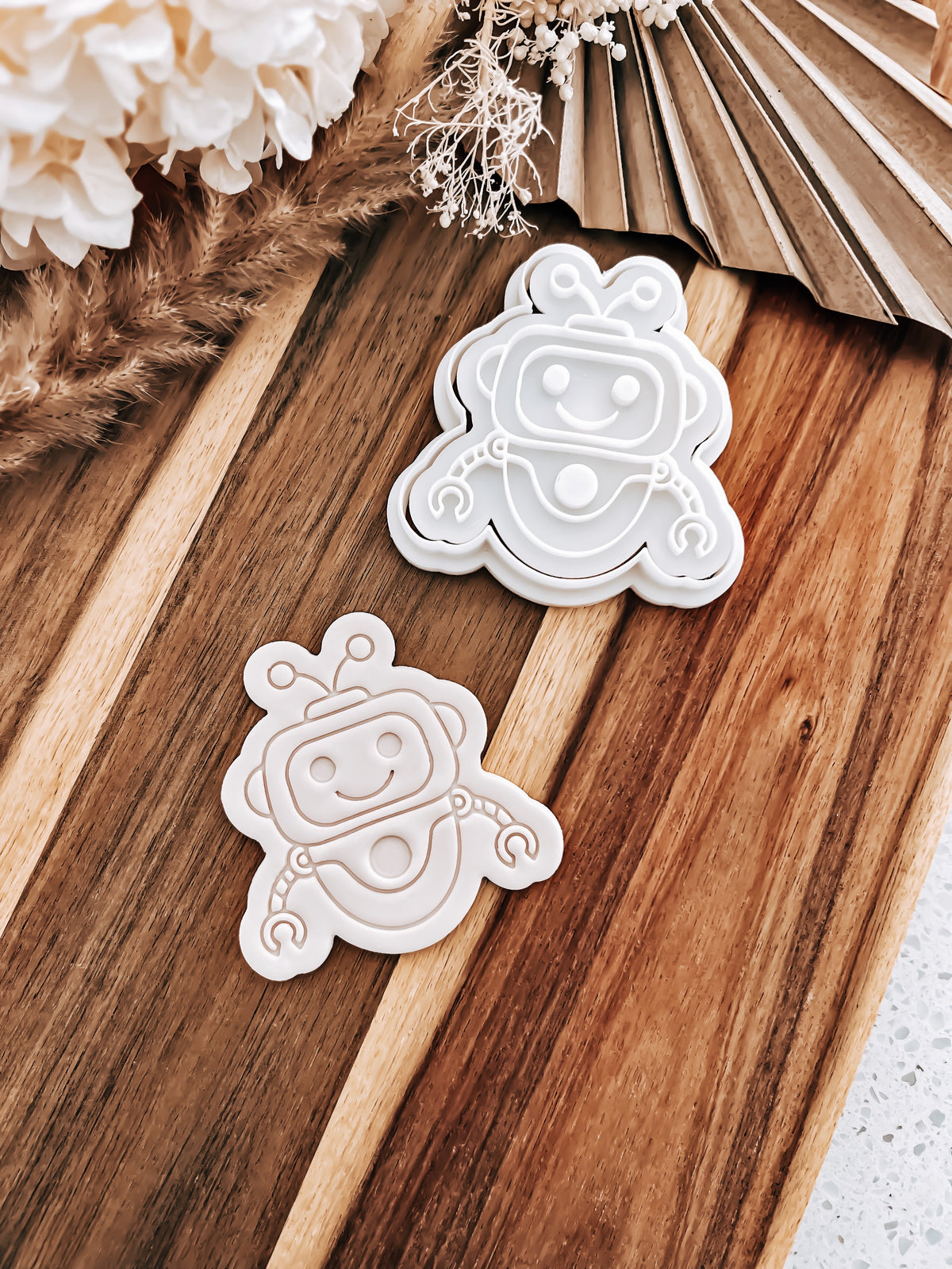 Robert The Robot Cookie Stamp & Cutter Perfect for Fondant & Sugar Cookies