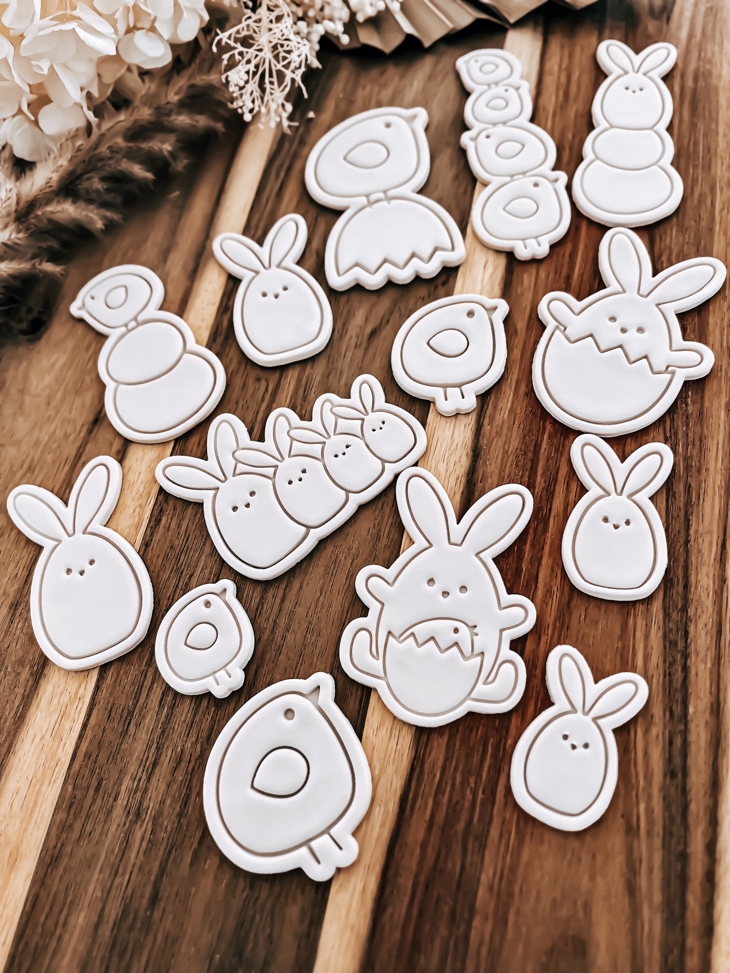 Four Little Egg Bunnies - Cookie Stamp & Cutter - Ideal for Fondant & Sugar Cookies