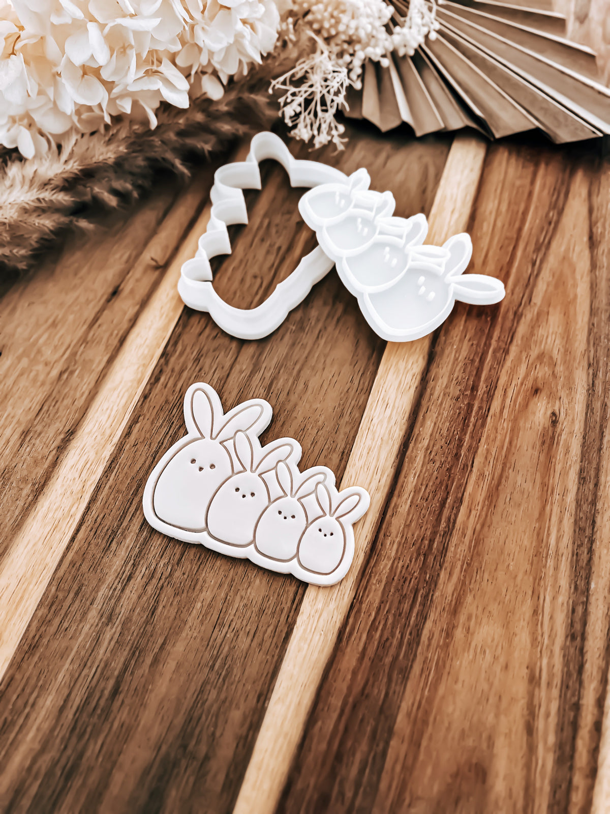 Four Little Egg Bunnies - Cookie Stamp & Cutter - Ideal for Fondant & Sugar Cookies