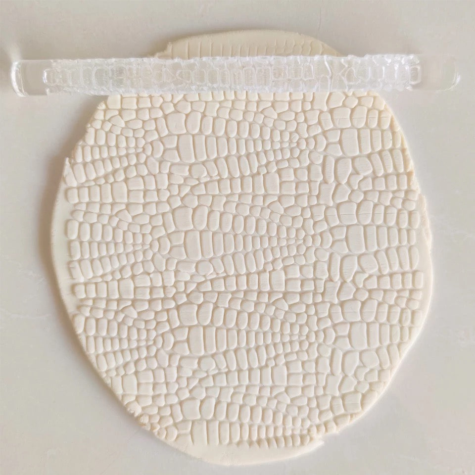 Crocodile Scales Pattern - Acrylic Embossing Rolling Pin – Fondant, Cookie & Clay Texture Roller