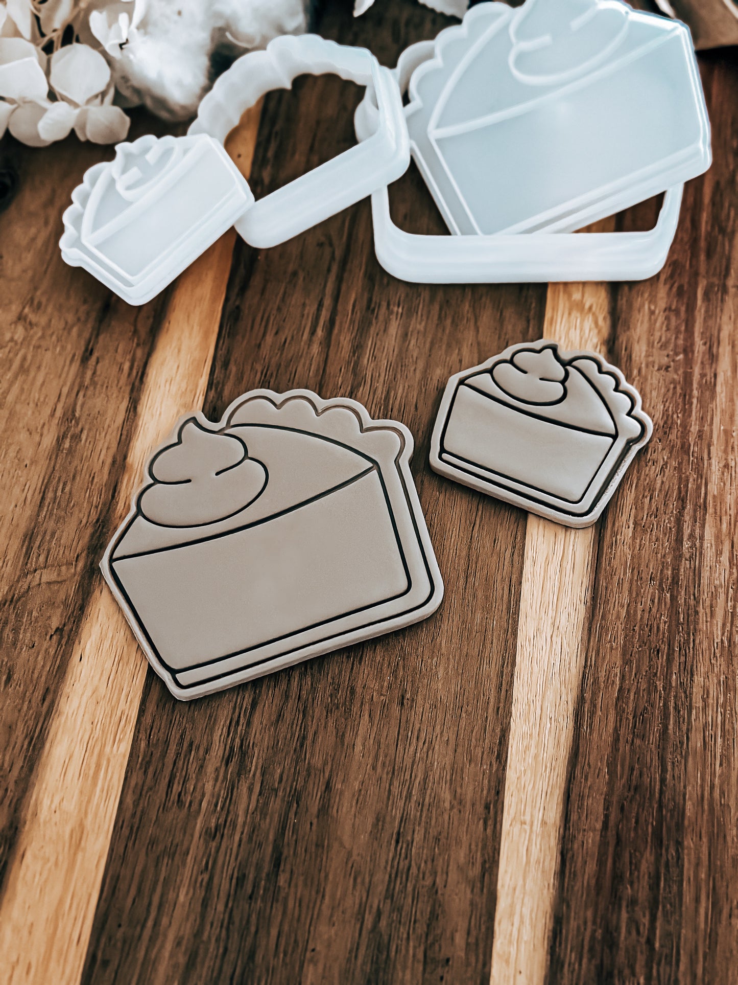 Pumpkin Pie (Slice) - Cookie Stamp and Cutter - Ideal for Fondant & Sugar Cookies