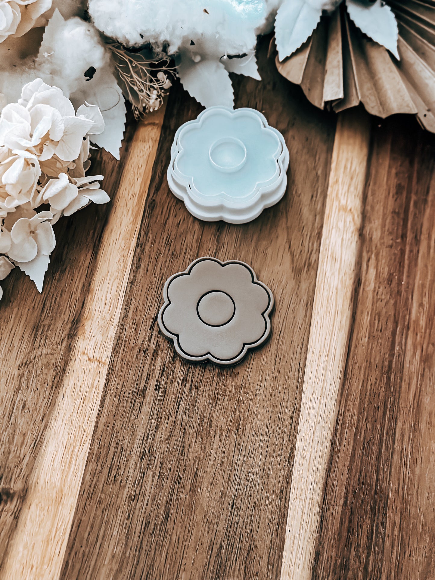 Mini Petal Daisy Cookie Stamp & Cutter - Fondant & Sugar Cookies