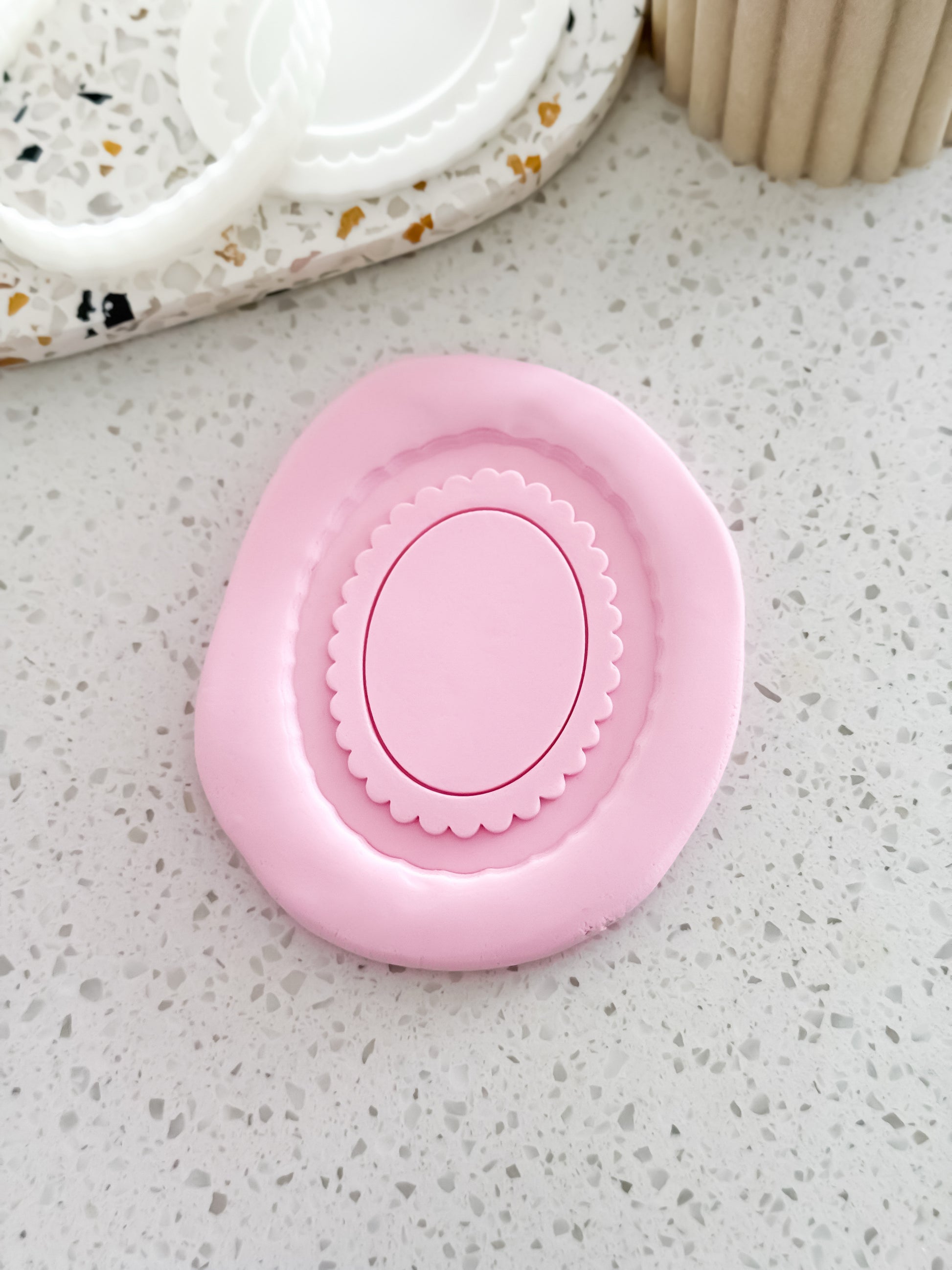 Scalloped Oval Frame (Plain) Stamp & Cutter - Perfect for Fondant & Sugar Cookies