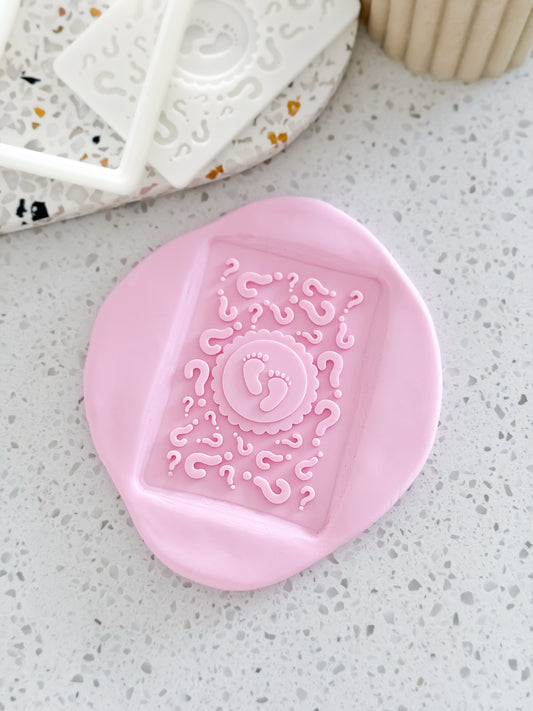 Tiny Toes Gender Reveal Stamp & Cutter - Perfect for Fondant & Sugar Cookies