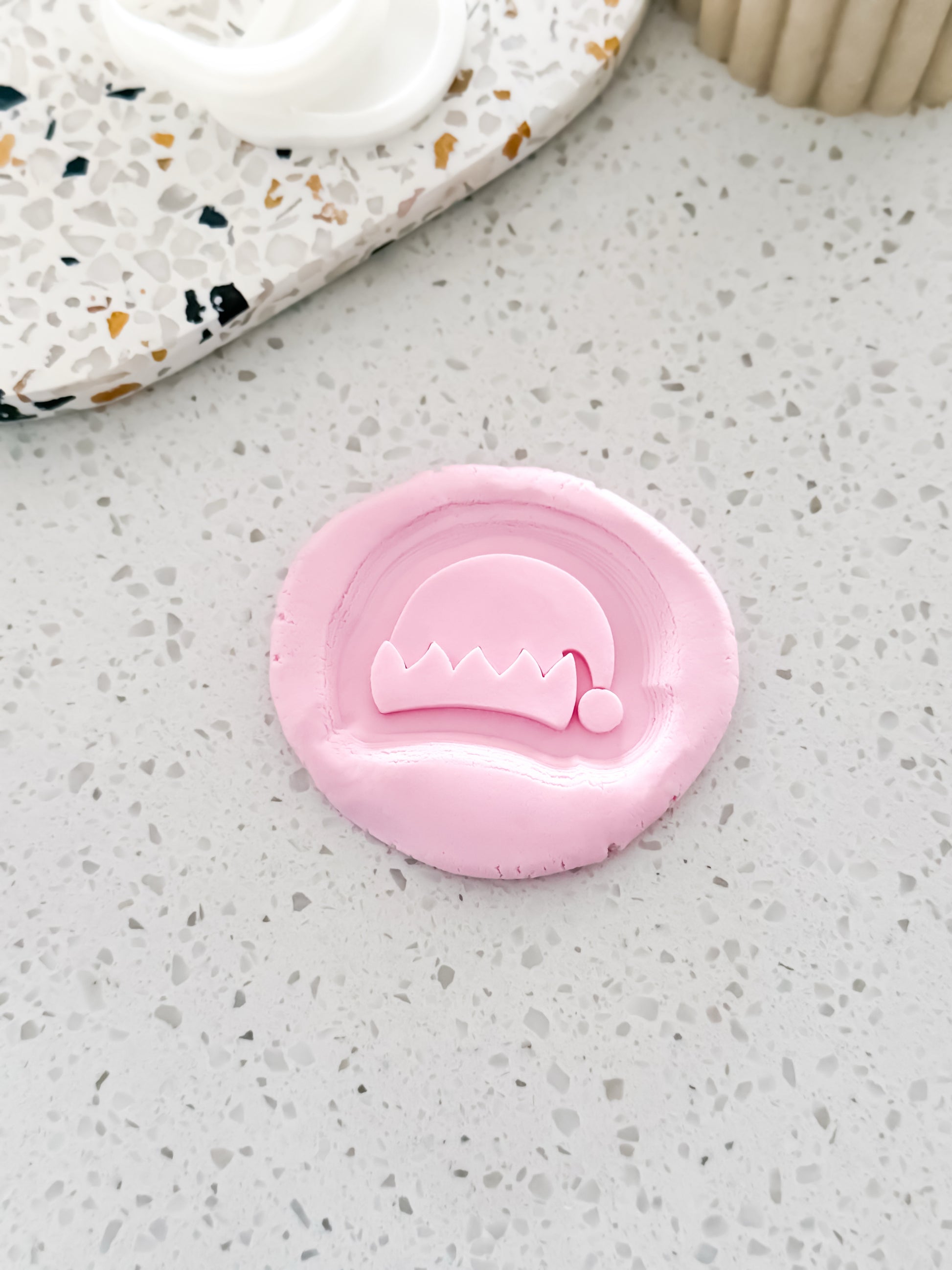 Mini Elf Hat Stamp & Cutter - Perfect for Fondant & Sugar Cookies