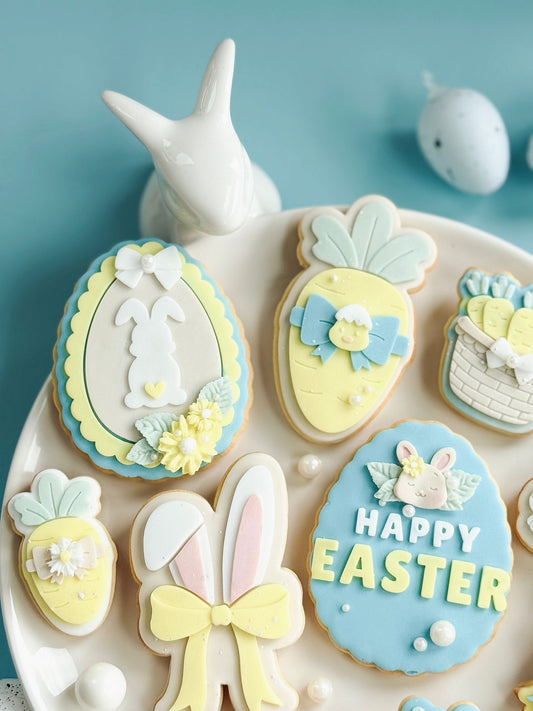 Easter Carrot with Bow - Cookie Stamp and Cutter