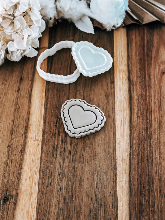 Mini Double Hearts (Scalloped) - Cookie Stamp & Cutter