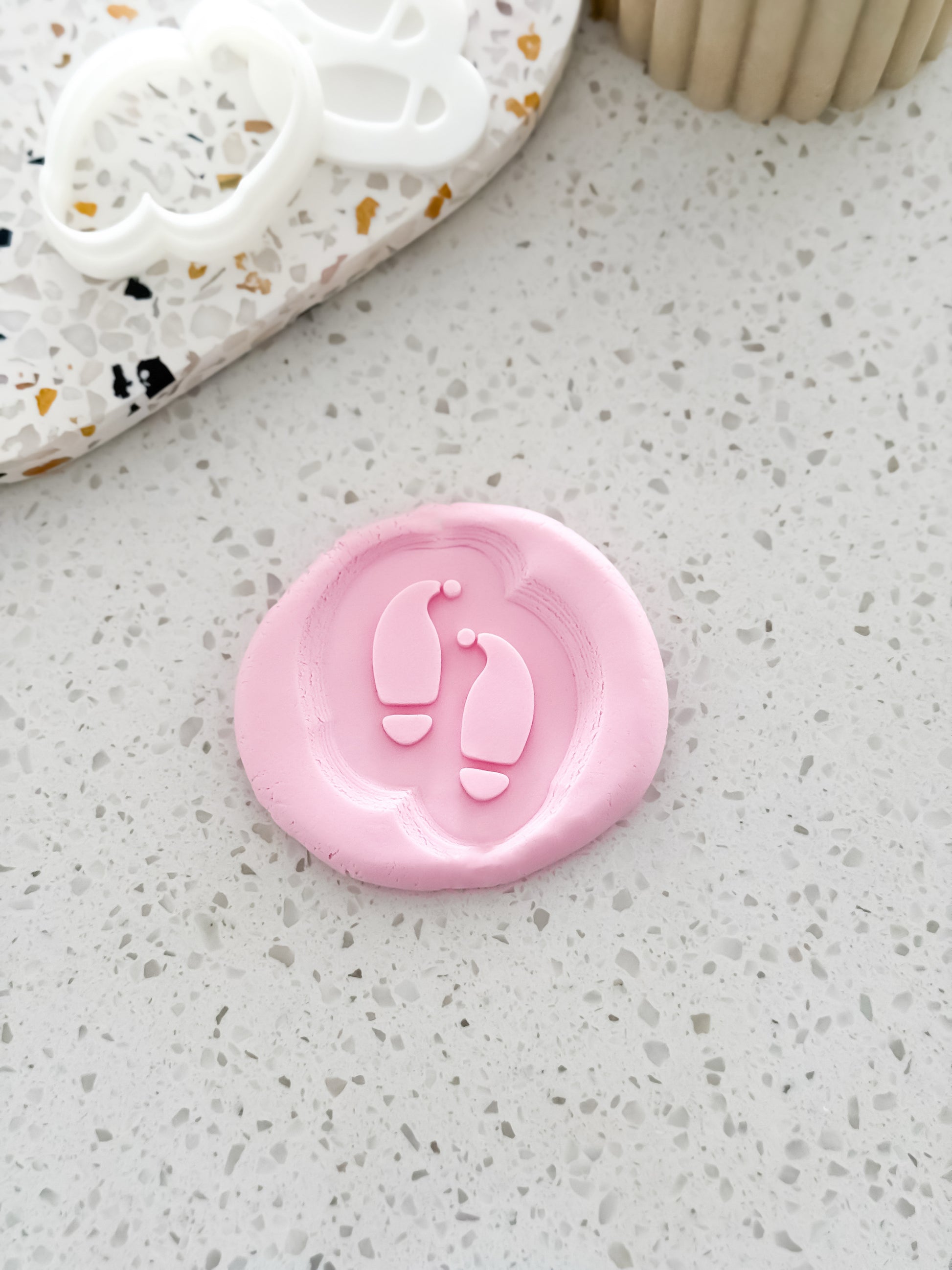 Mini Elf Foot Print Stamp & Cutter - Perfect for Fondant & Sugar Cookies