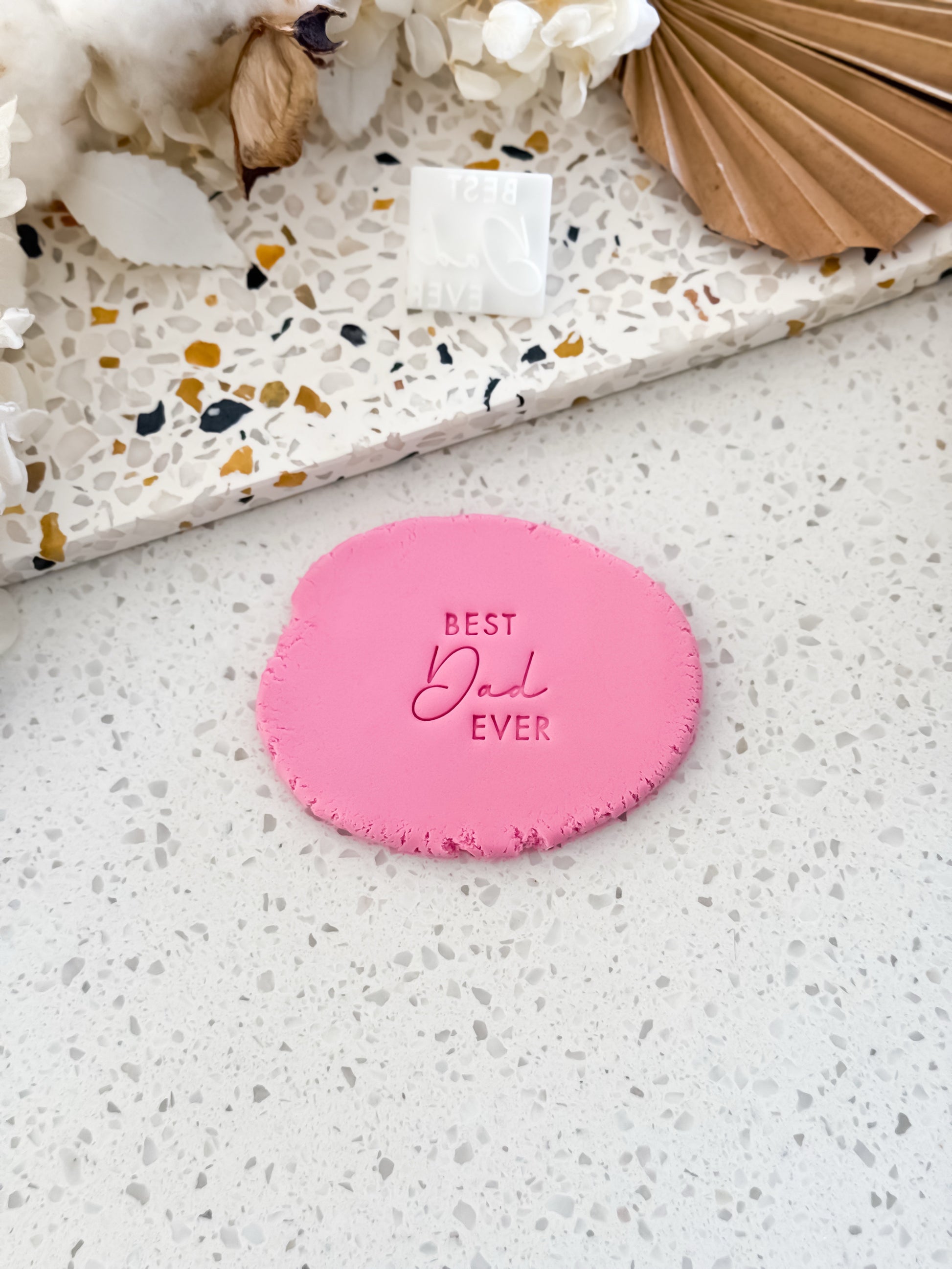 Best Dad Ever Cookie Stamp - Perfect for Fondant, Sugar Cookies & Baking