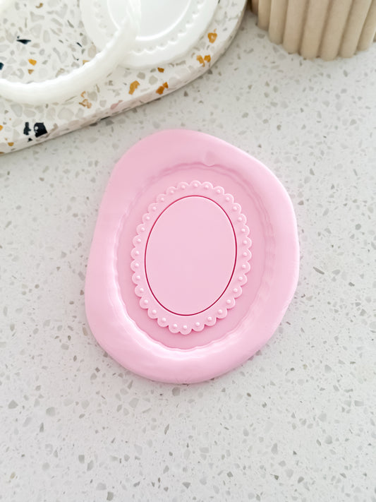 Scalloped Oval Frame (Dots) Stamp & Cutter - Perfect for Fondant & Sugar Cookies