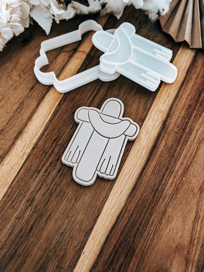 Draped Grace Cross - Cookie Stamp and Cutter - Ideal for Fondant & Sugar Cookies