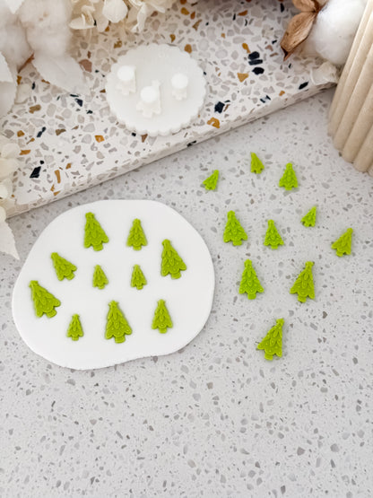 Christmas Tree mini fondant decorations made with the Two Tone Press mould