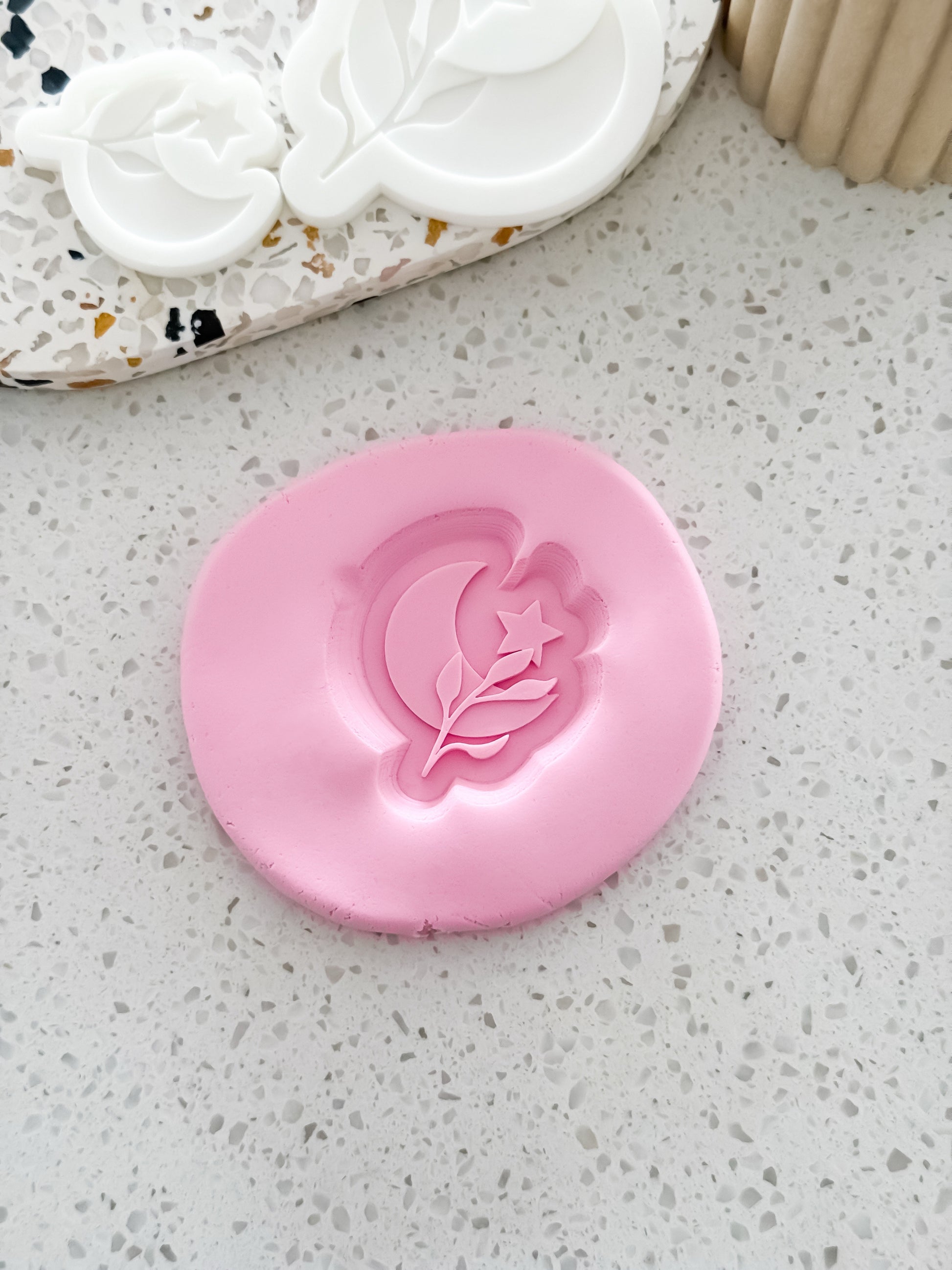 Mini Floral Crescent Stamp & Cutter - Perfect for Fondant & Sugar Cookies