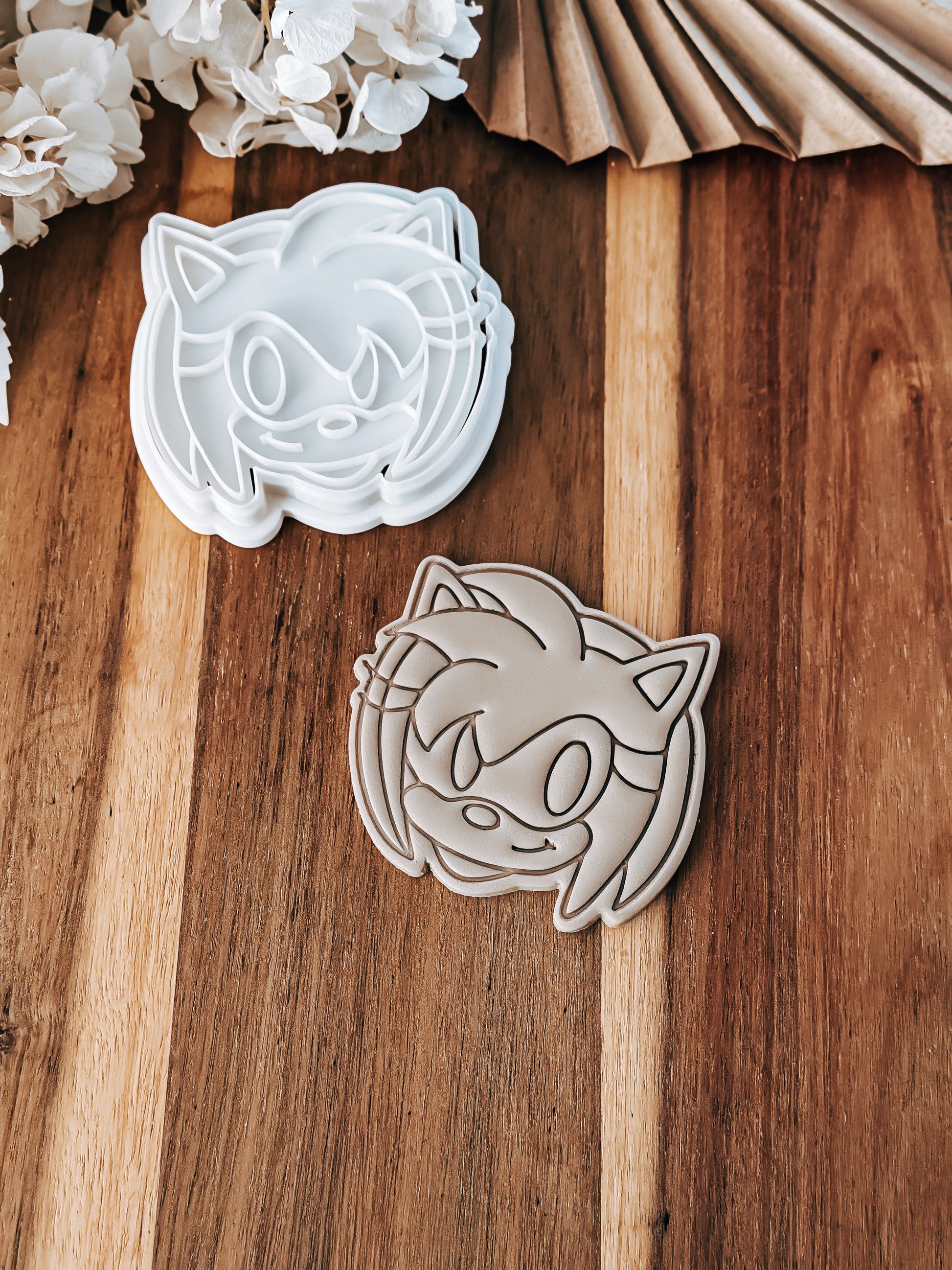 Rosy Hedgehog - Cookie Stamp and Cutter - Ideal for Fondant & Sugar Cookies