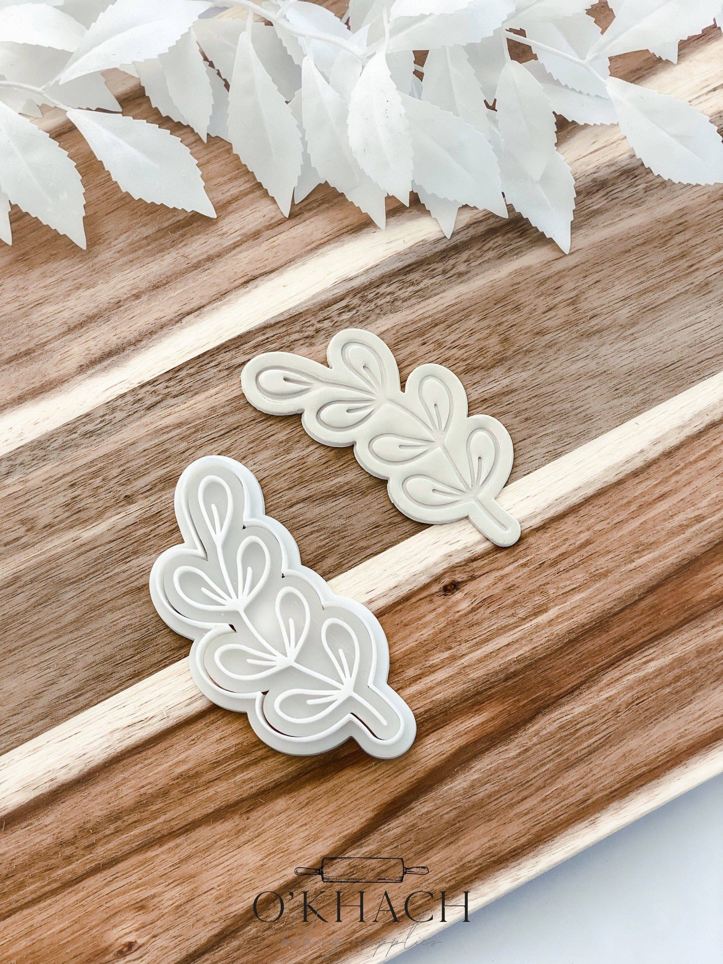 Brandy Leaf - Cookie Stamp and Cutter - Fondant & Sugar Cookies