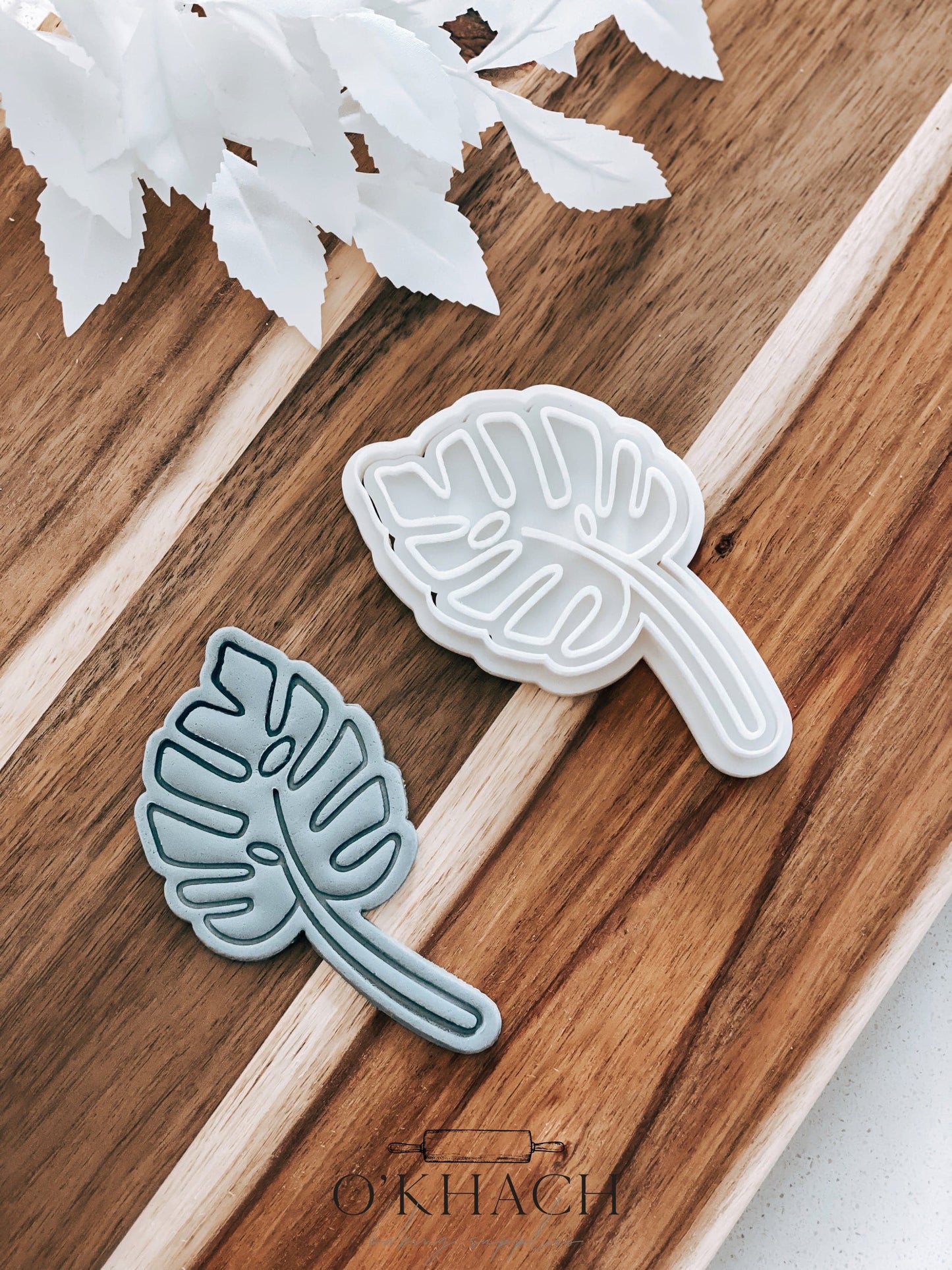 Monstera Leaf Stamp and Cutter - O'Khach Baking Supplies